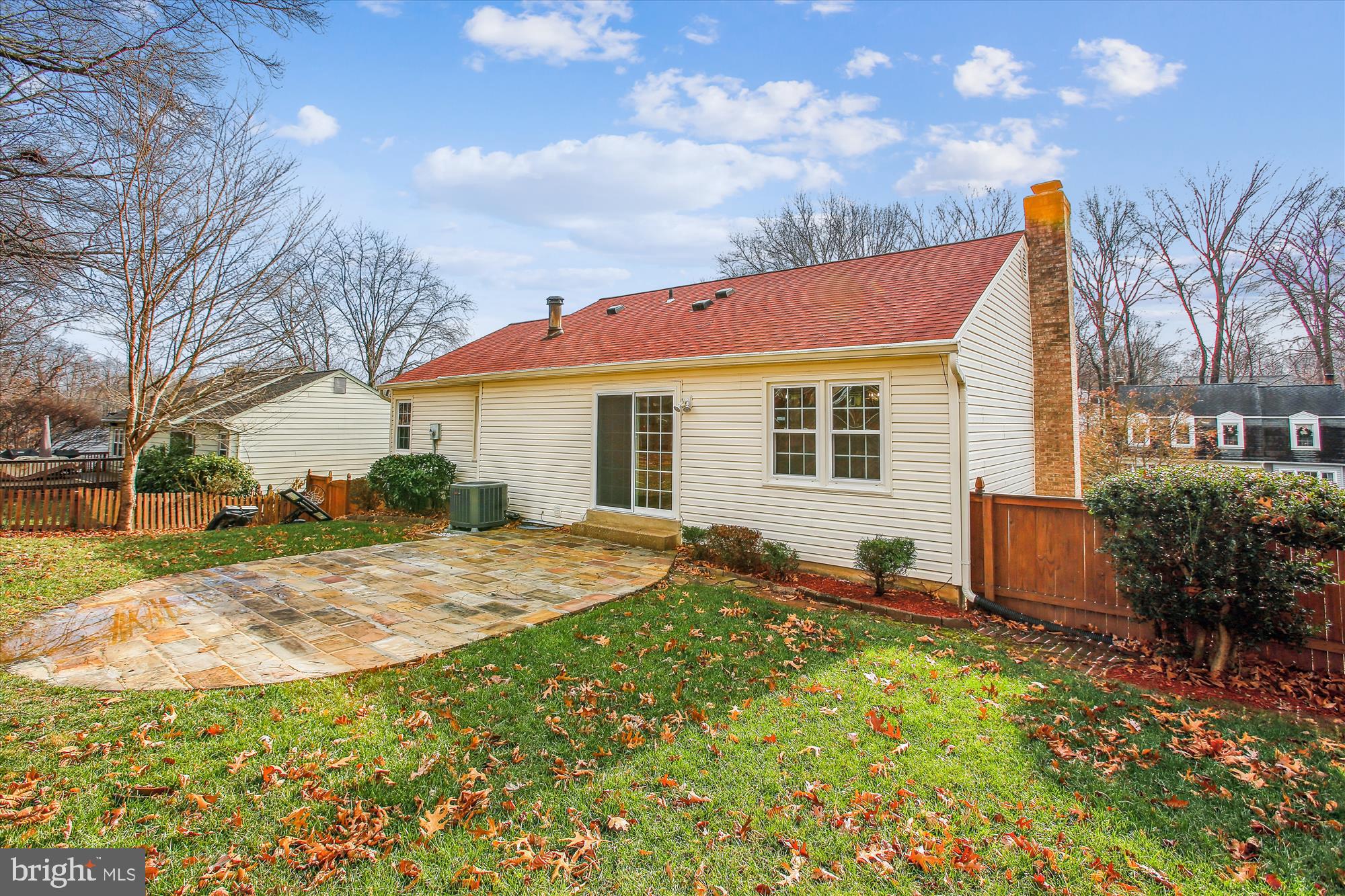 CANTERBURY WOODS - Residential Lease