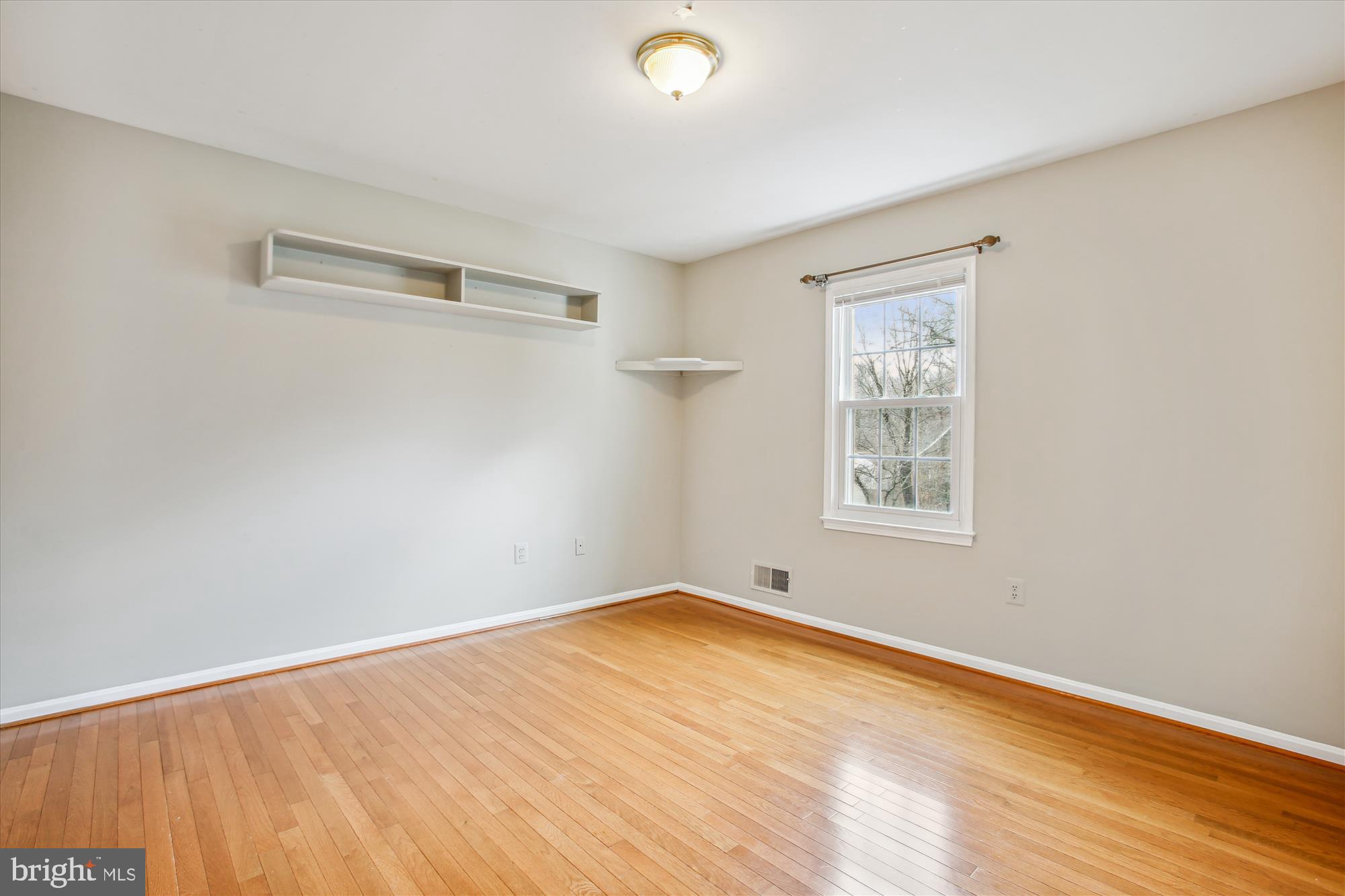 CANTERBURY WOODS - Residential Lease