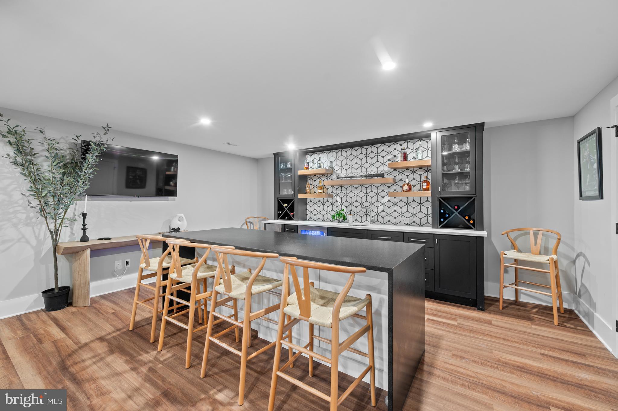 SAWMILL COURT - Residential