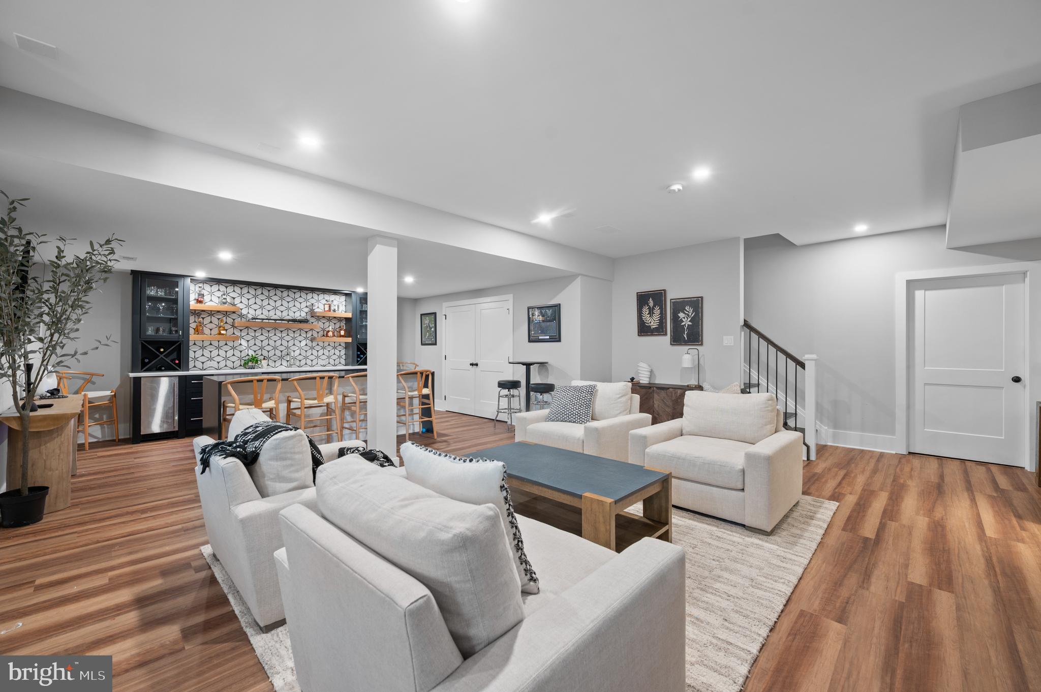 SAWMILL COURT - Residential