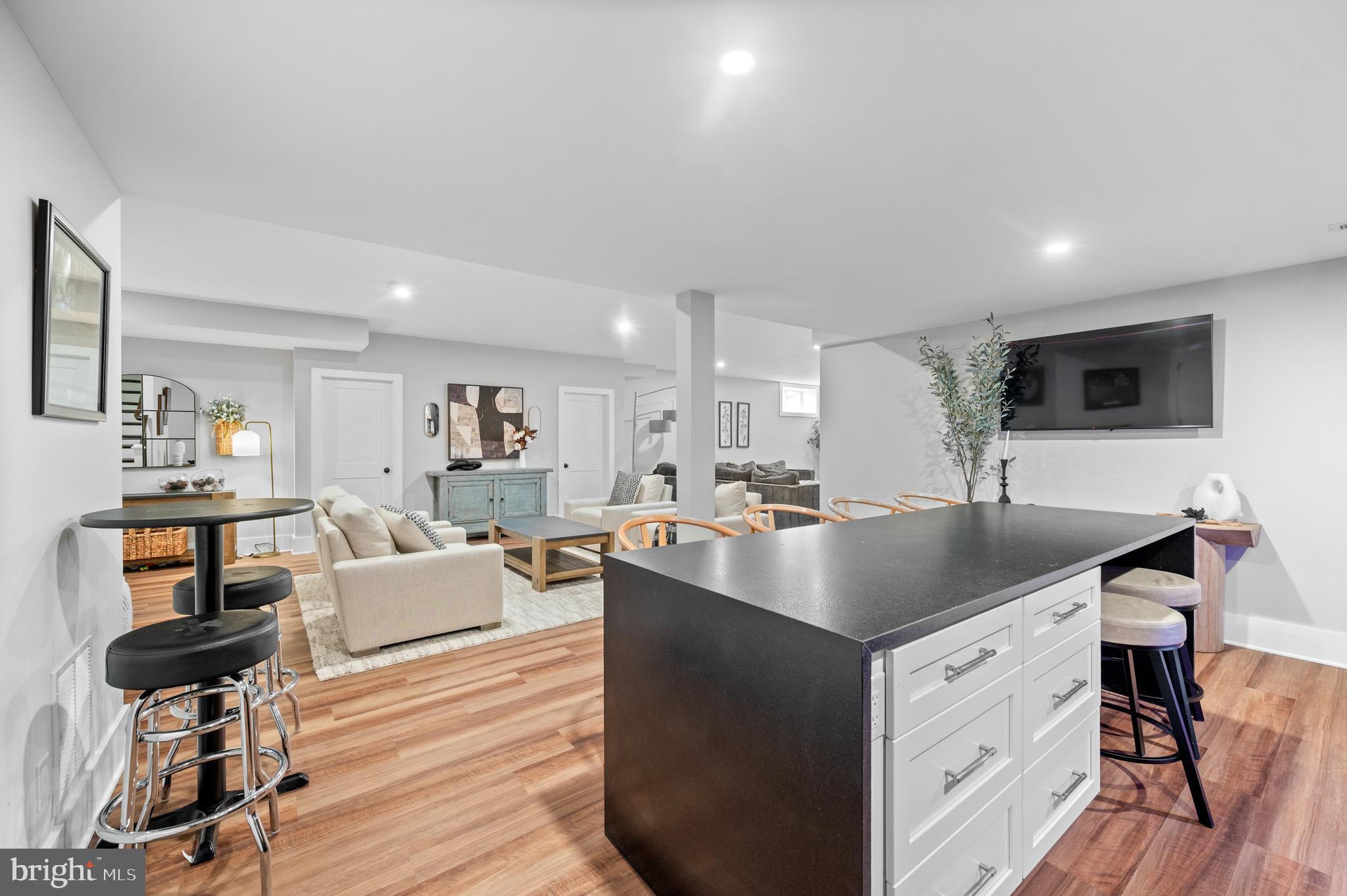 SAWMILL COURT - Residential