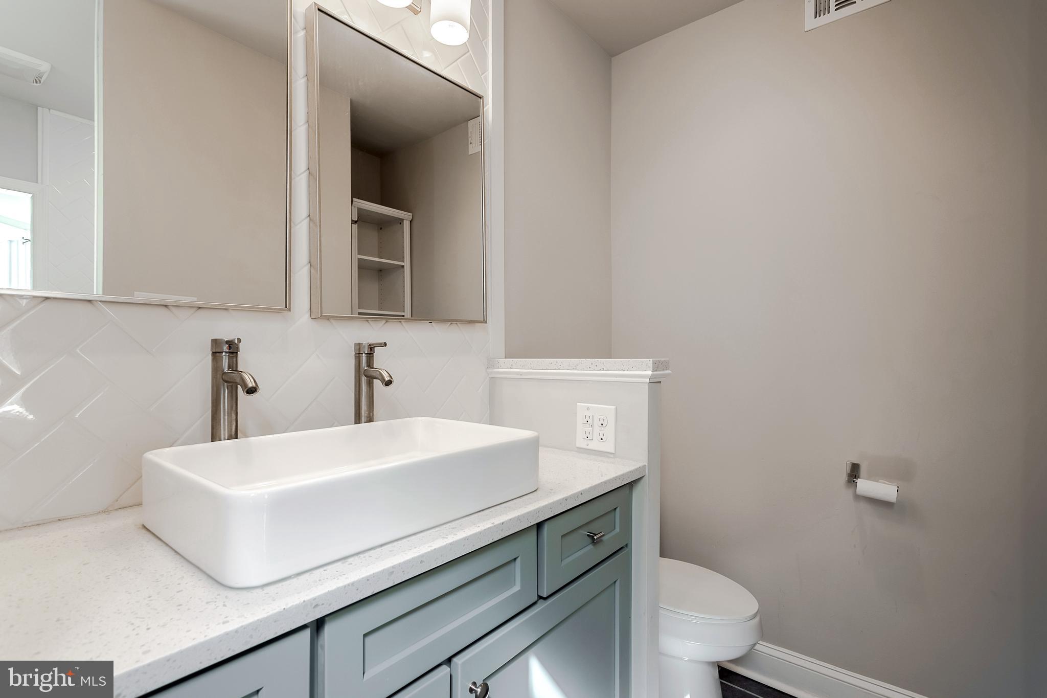 ROXBOROUGH - Residential