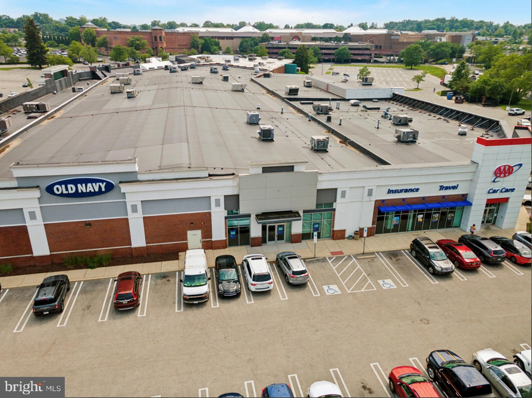- Commercial Lease
