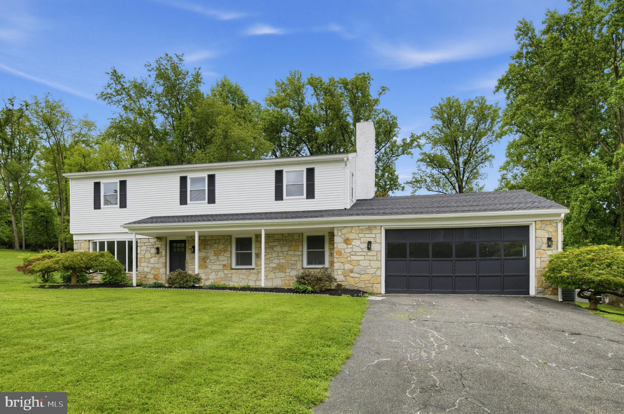 207 SYLVAN DRIVE