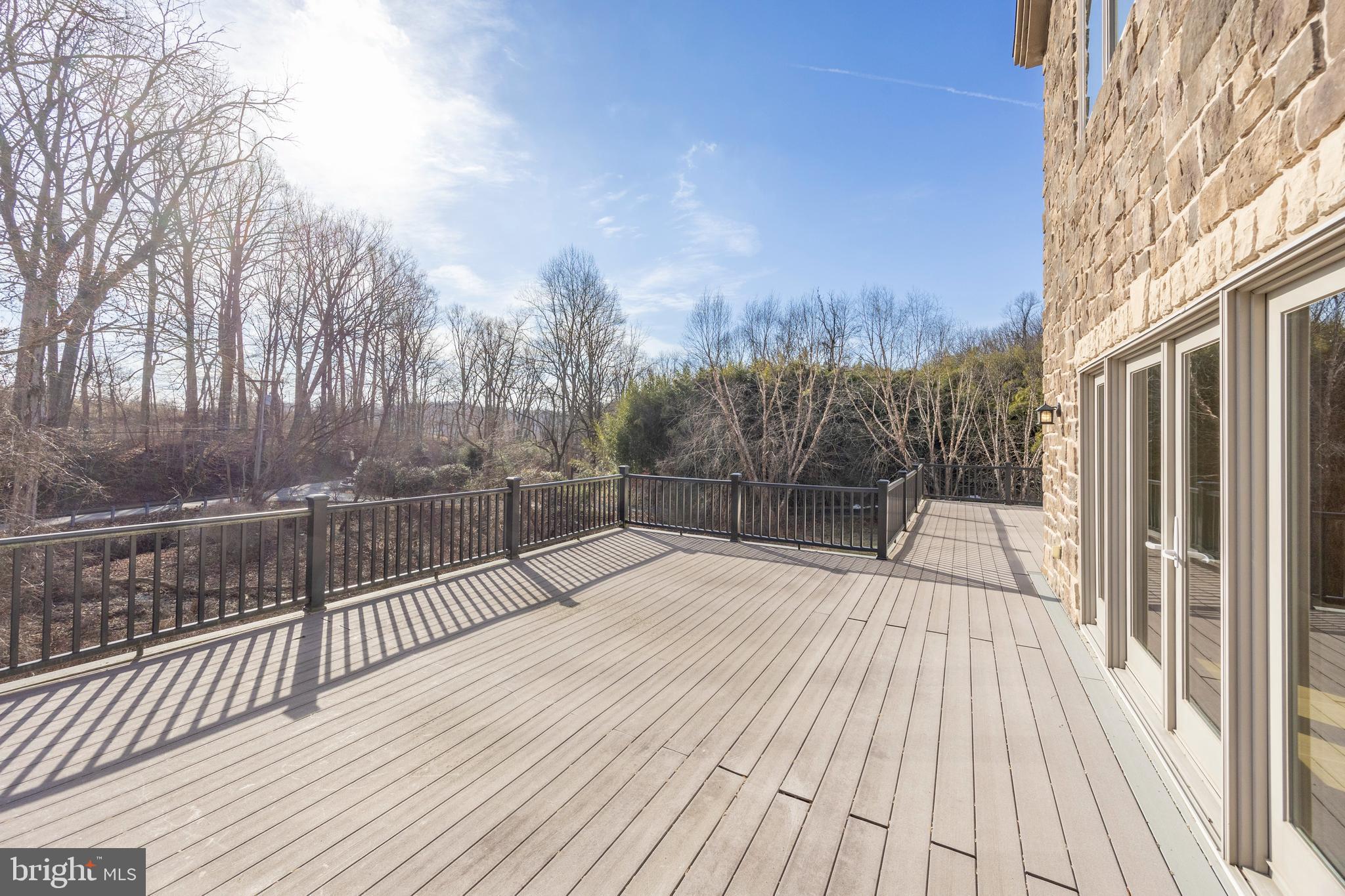 WATERFORD - Residential