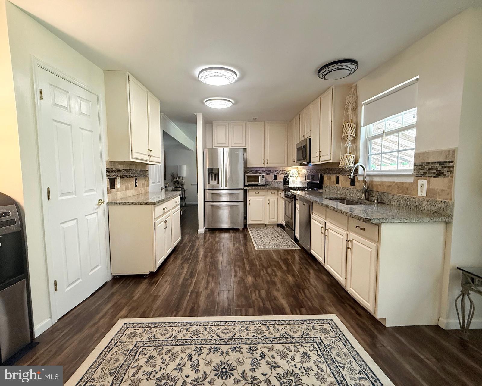 DALE CITY - Residential