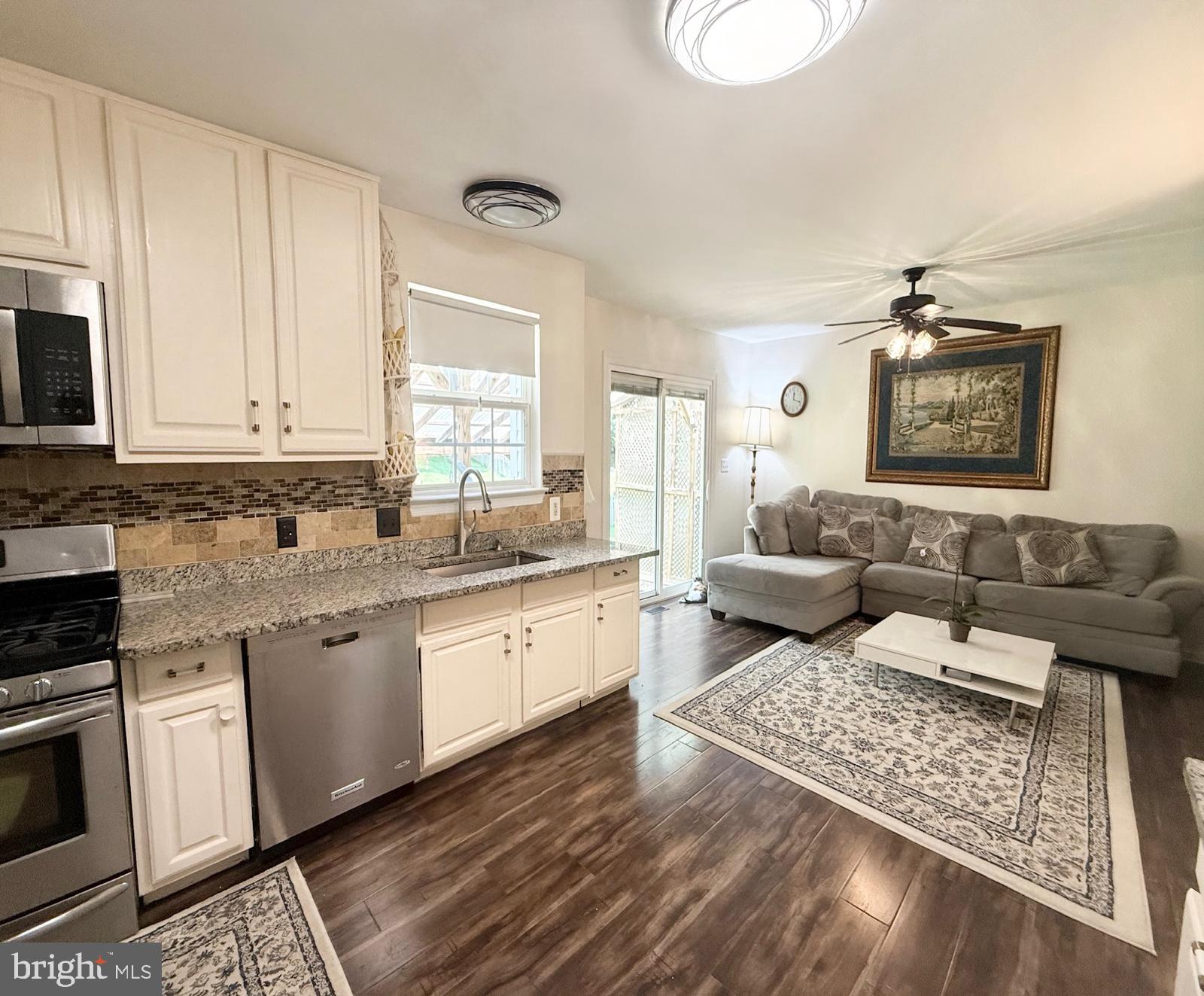 DALE CITY - Residential