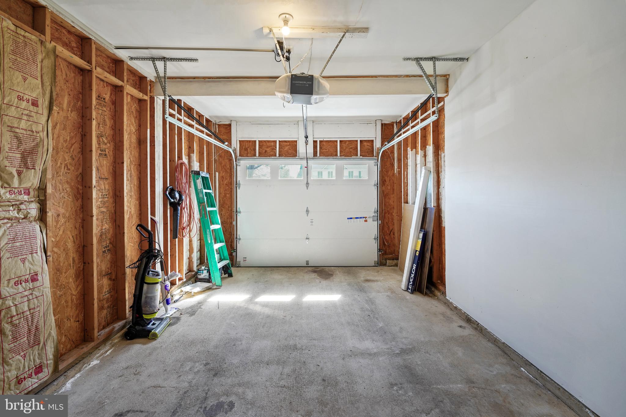 DALE CITY - Residential