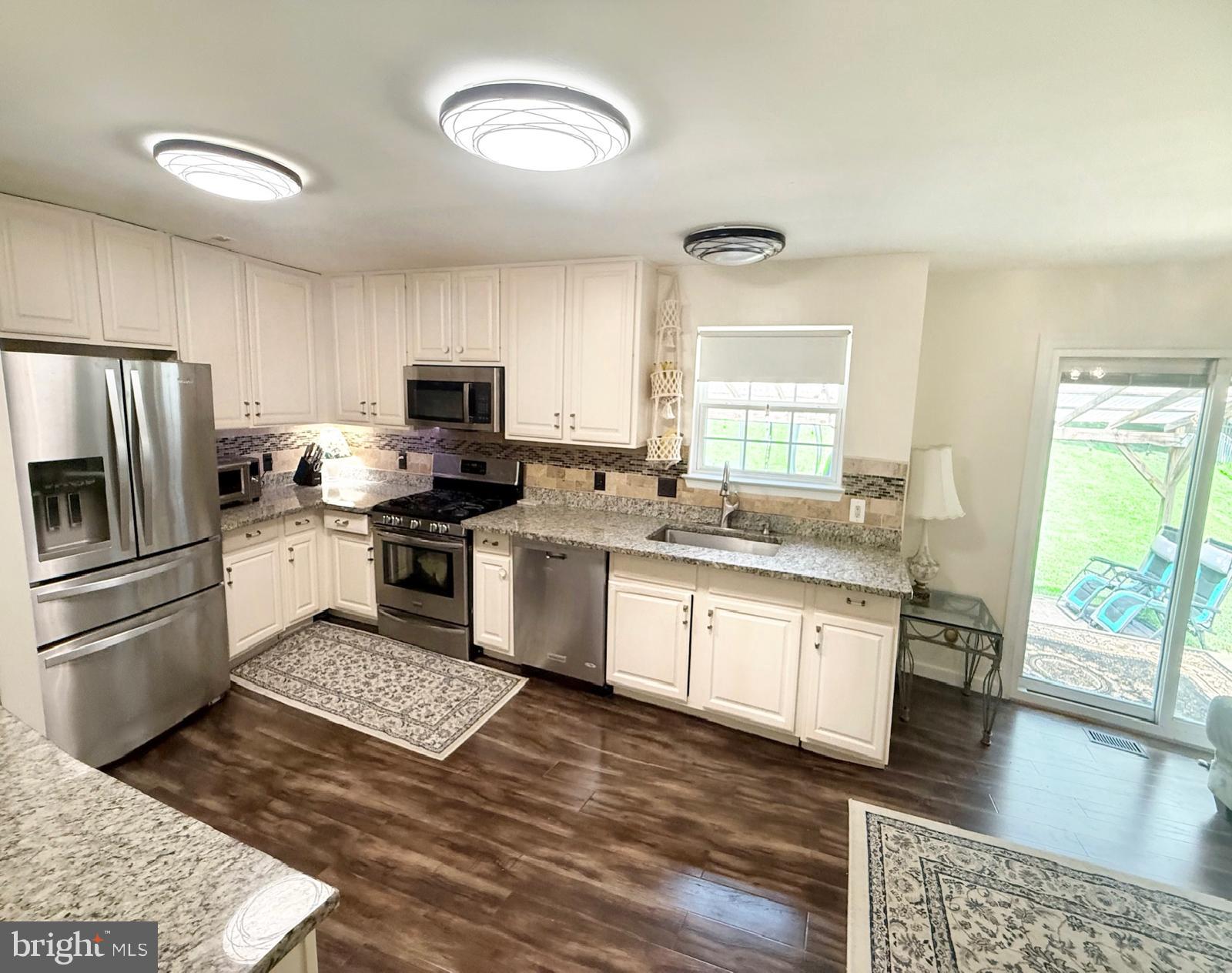 DALE CITY - Residential