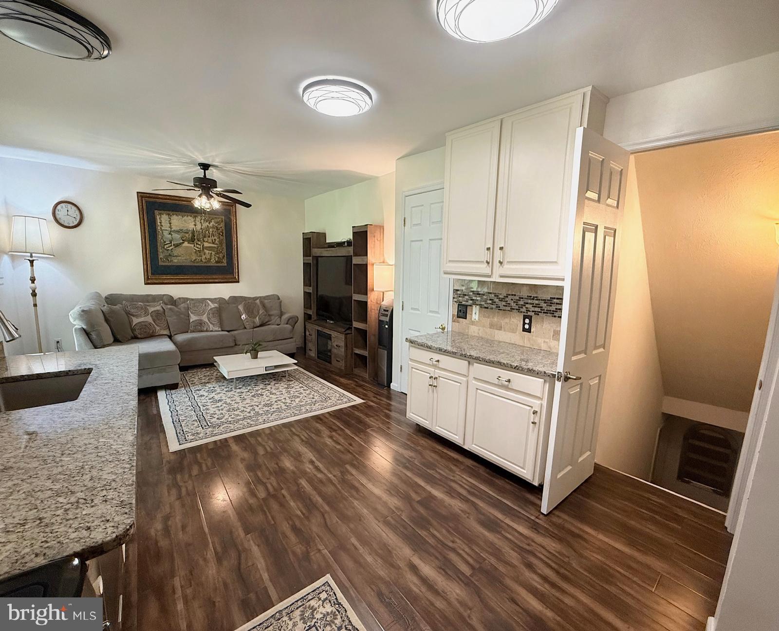 DALE CITY - Residential