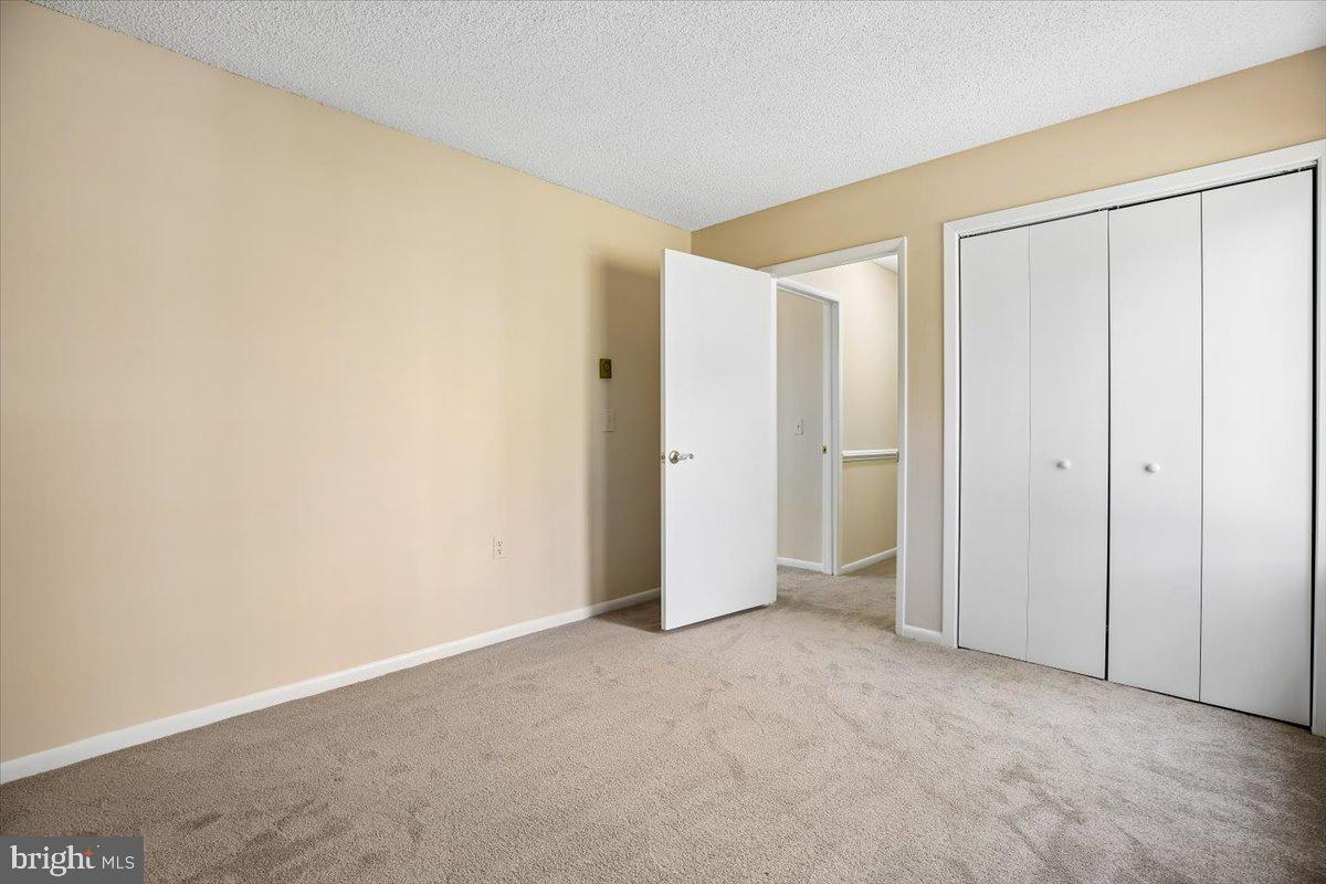 LEISURE WORLD - Residential