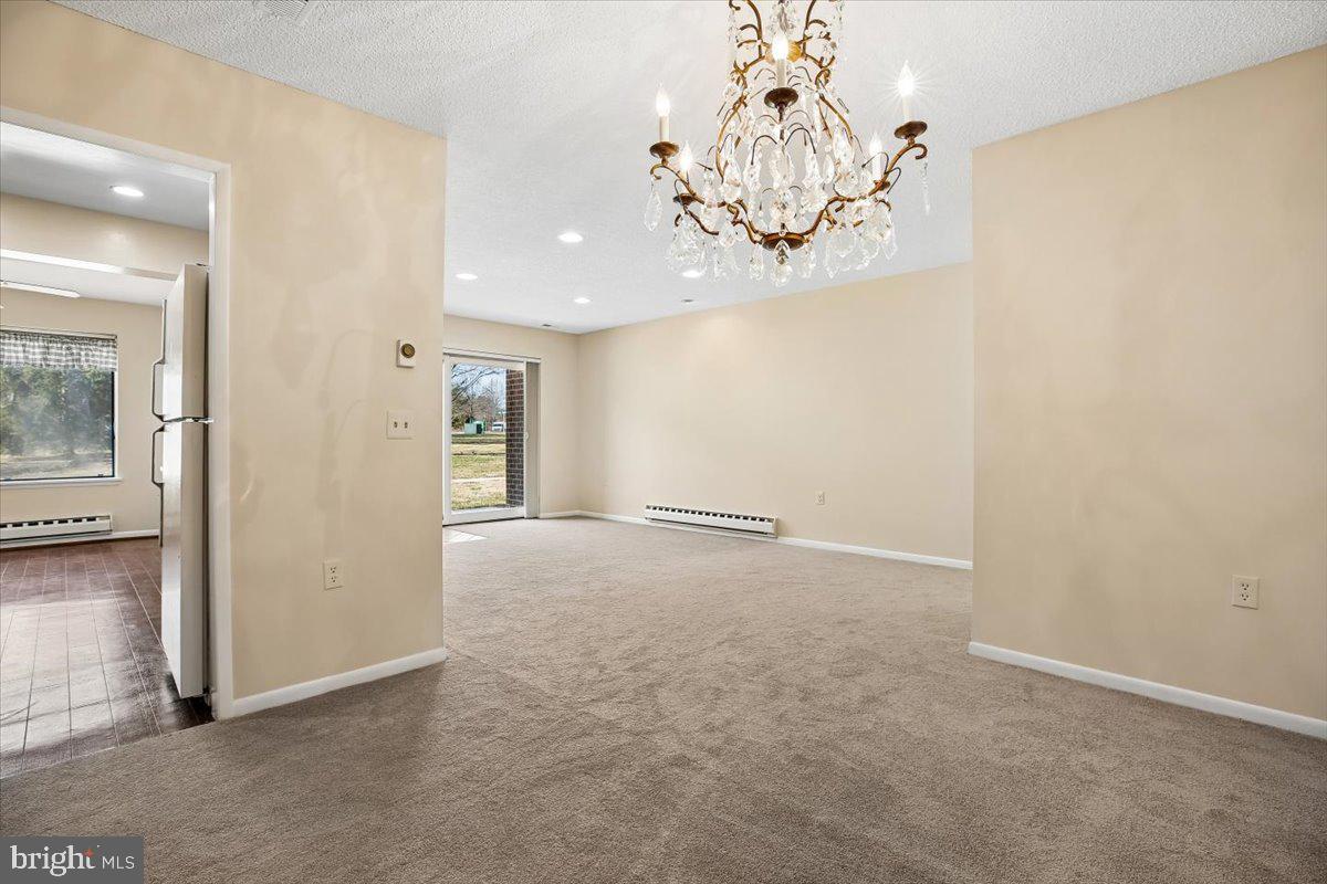 LEISURE WORLD - Residential