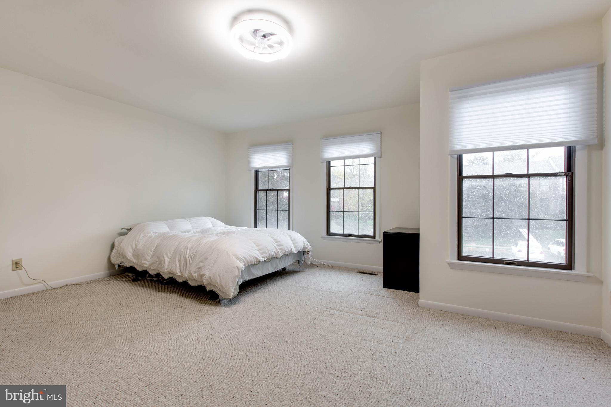 COPPERFIELD AT FIVE FRM - Residential