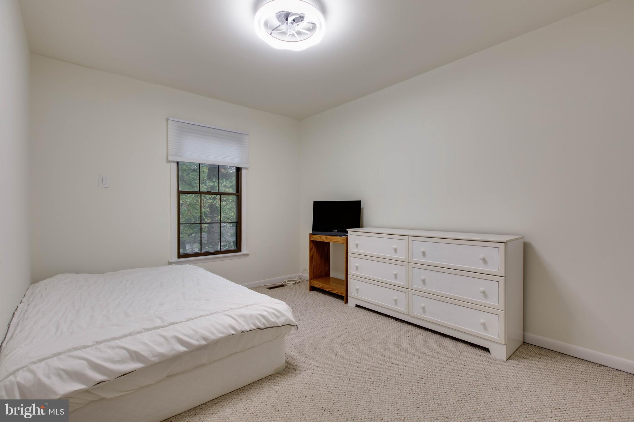 COPPERFIELD AT FIVE FRM - Residential