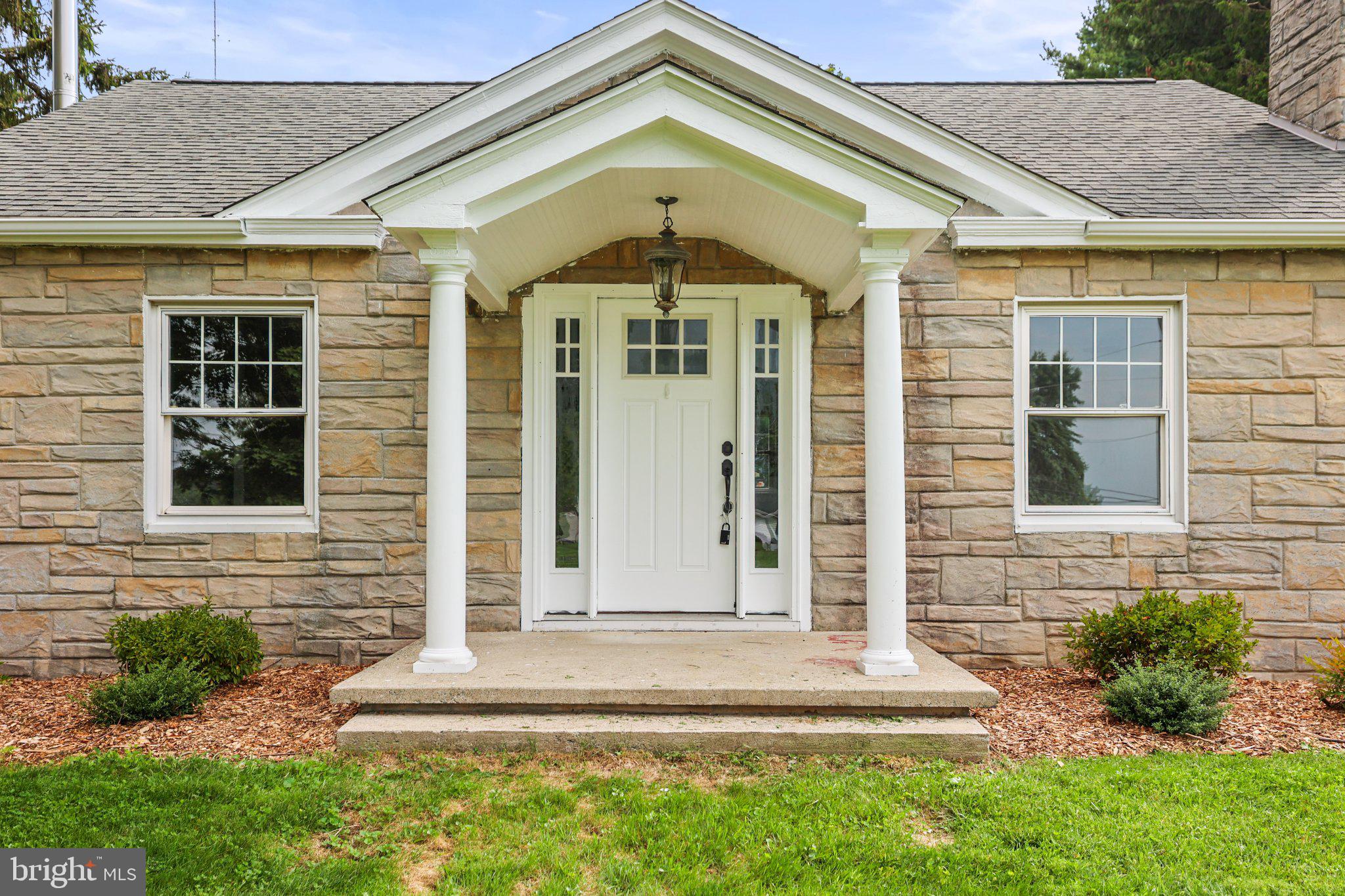 3005 WINDSOR ROAD