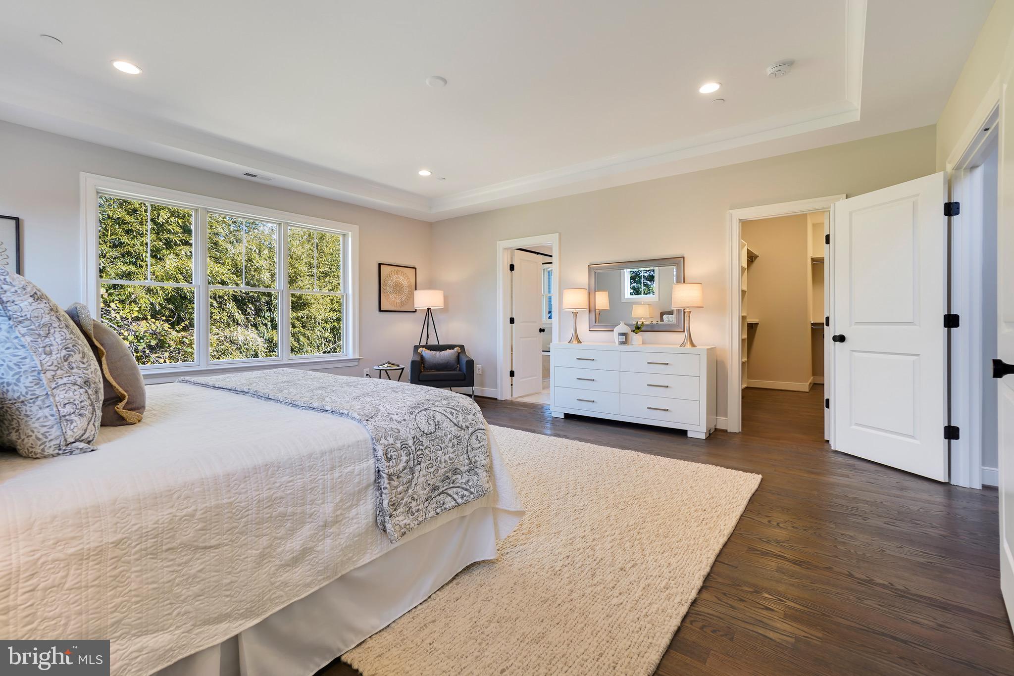 WILDWOOD MANOR - Residential