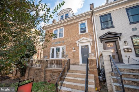 3551 HERTFORD PLACE NW WASHINGTON DC 20010