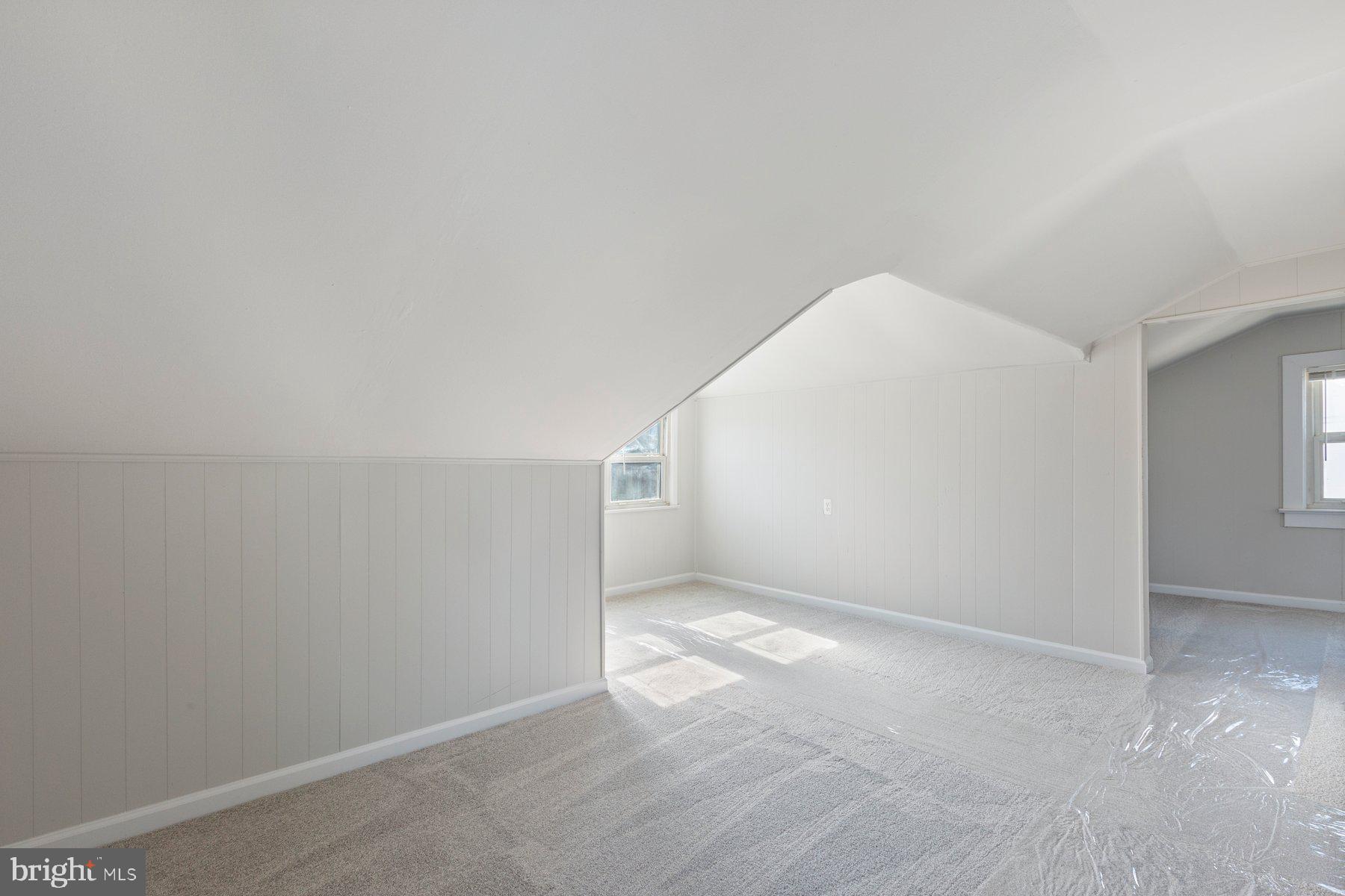 COLMAR MANOR - Residential