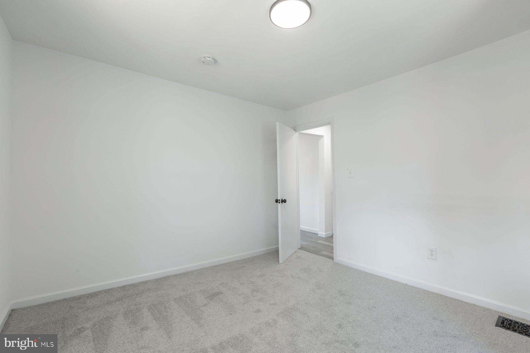 COLMAR MANOR - Residential