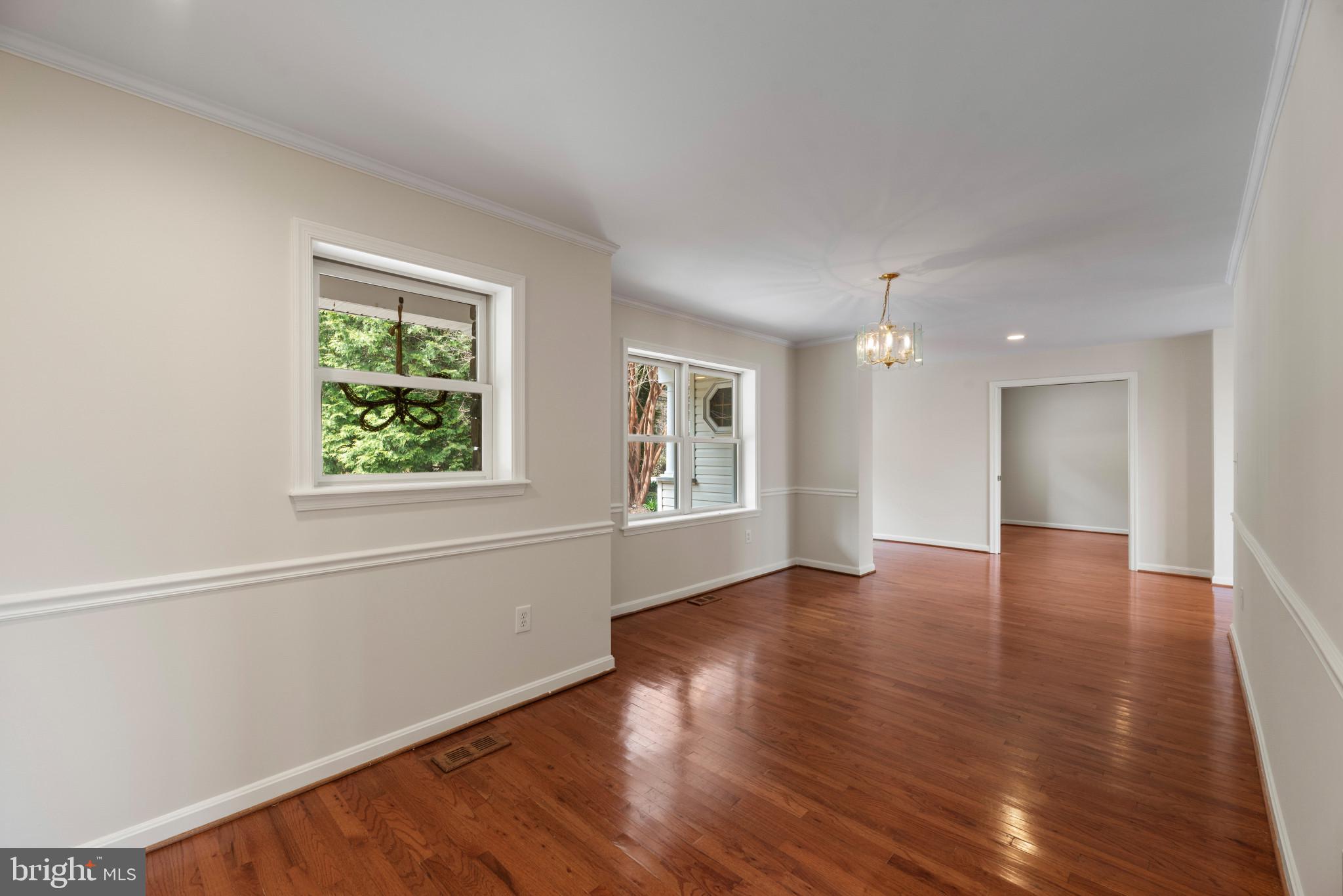 DEALE BEACH - Residential