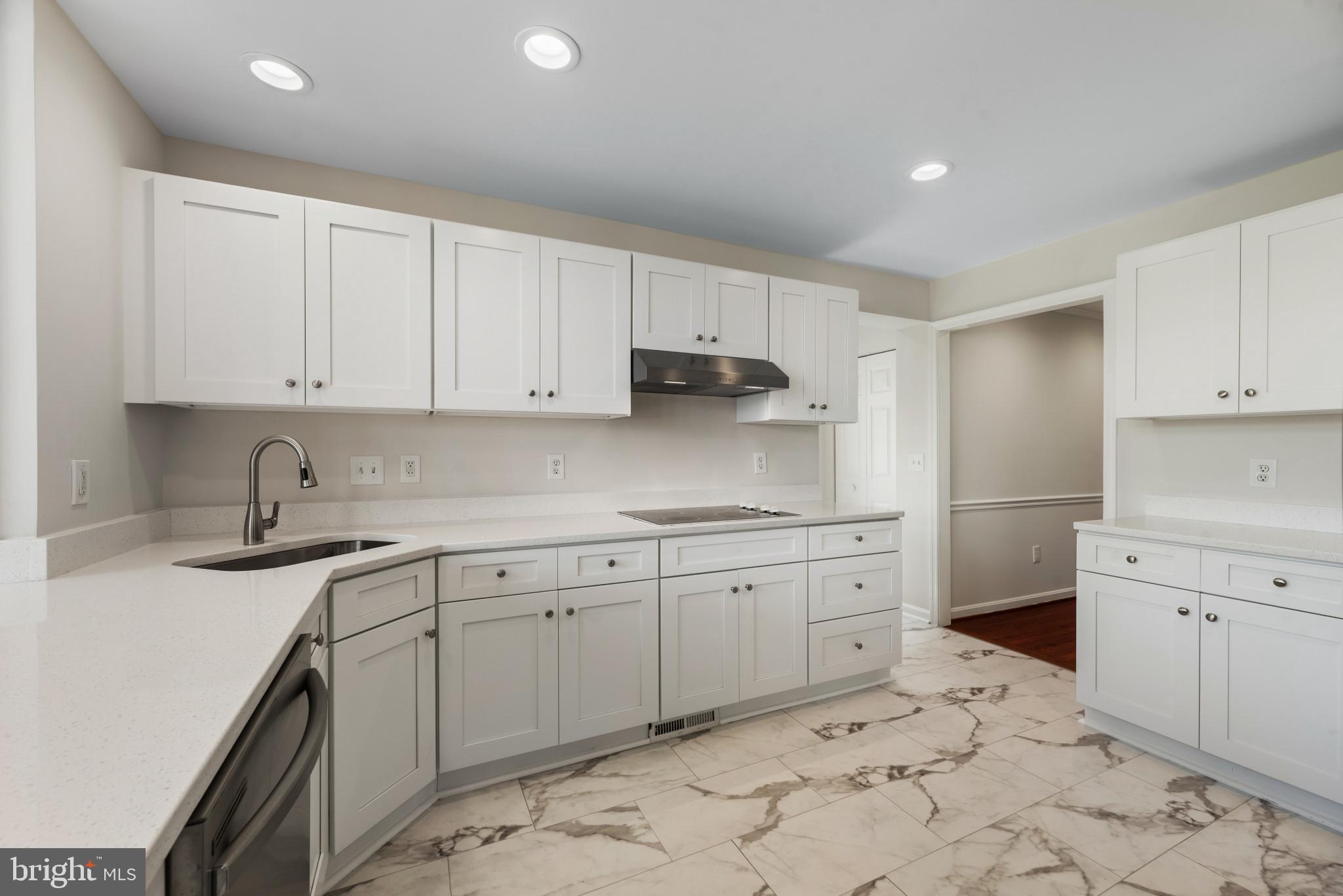 DEALE BEACH - Residential