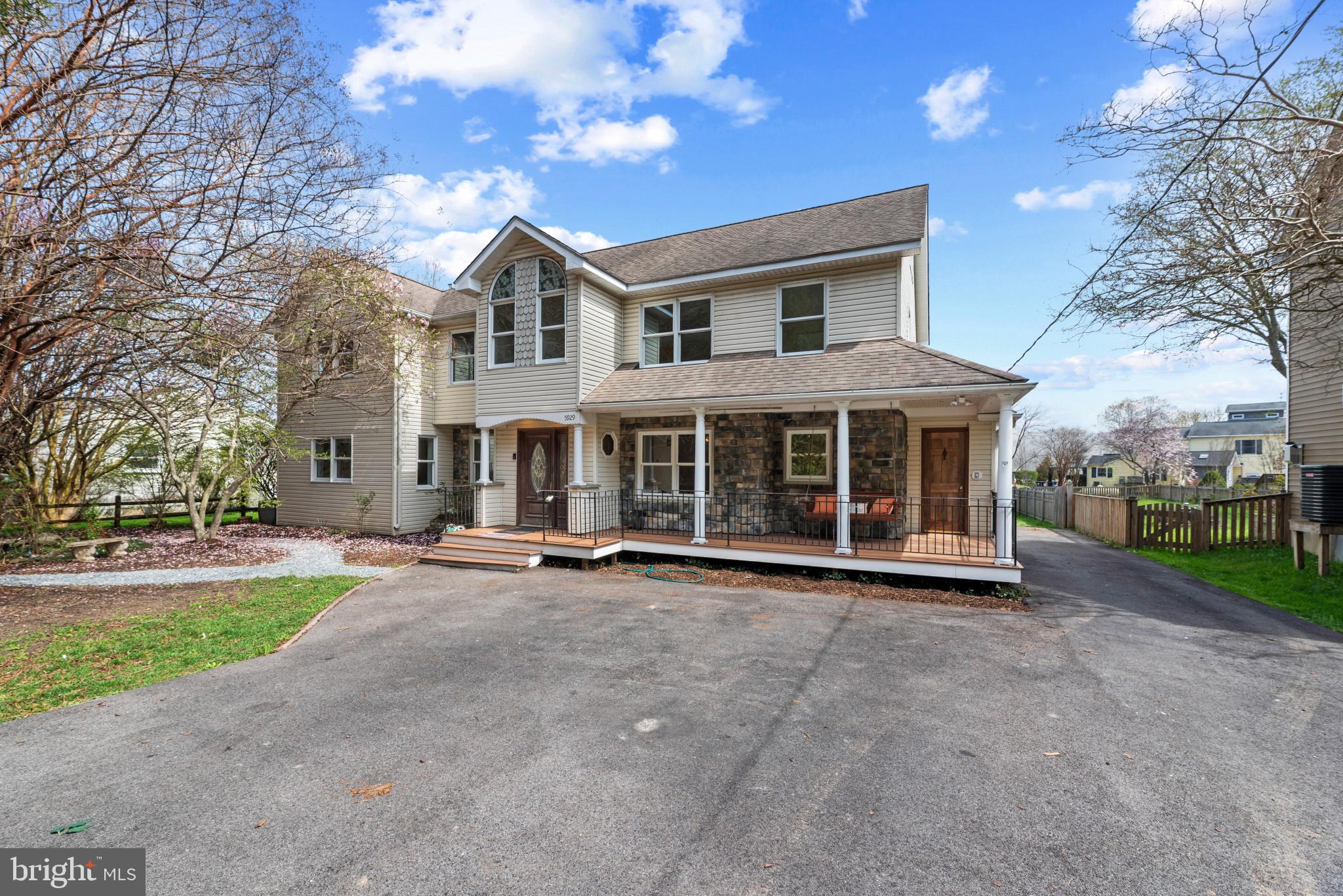 DEALE BEACH - Residential