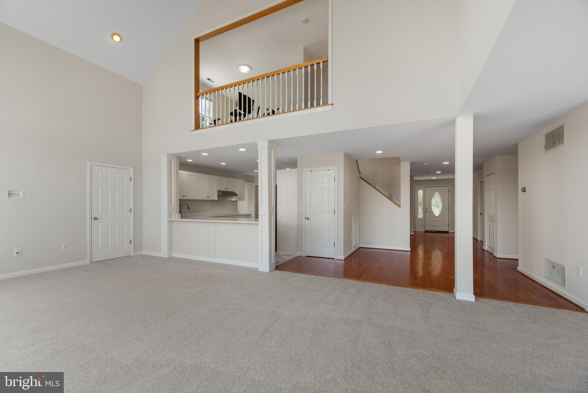 DEALE BEACH - Residential