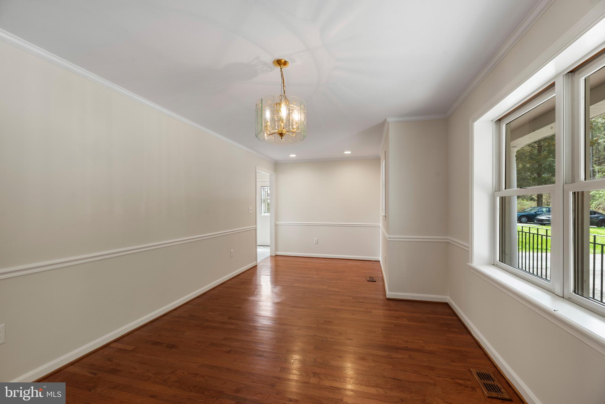 DEALE BEACH - Residential