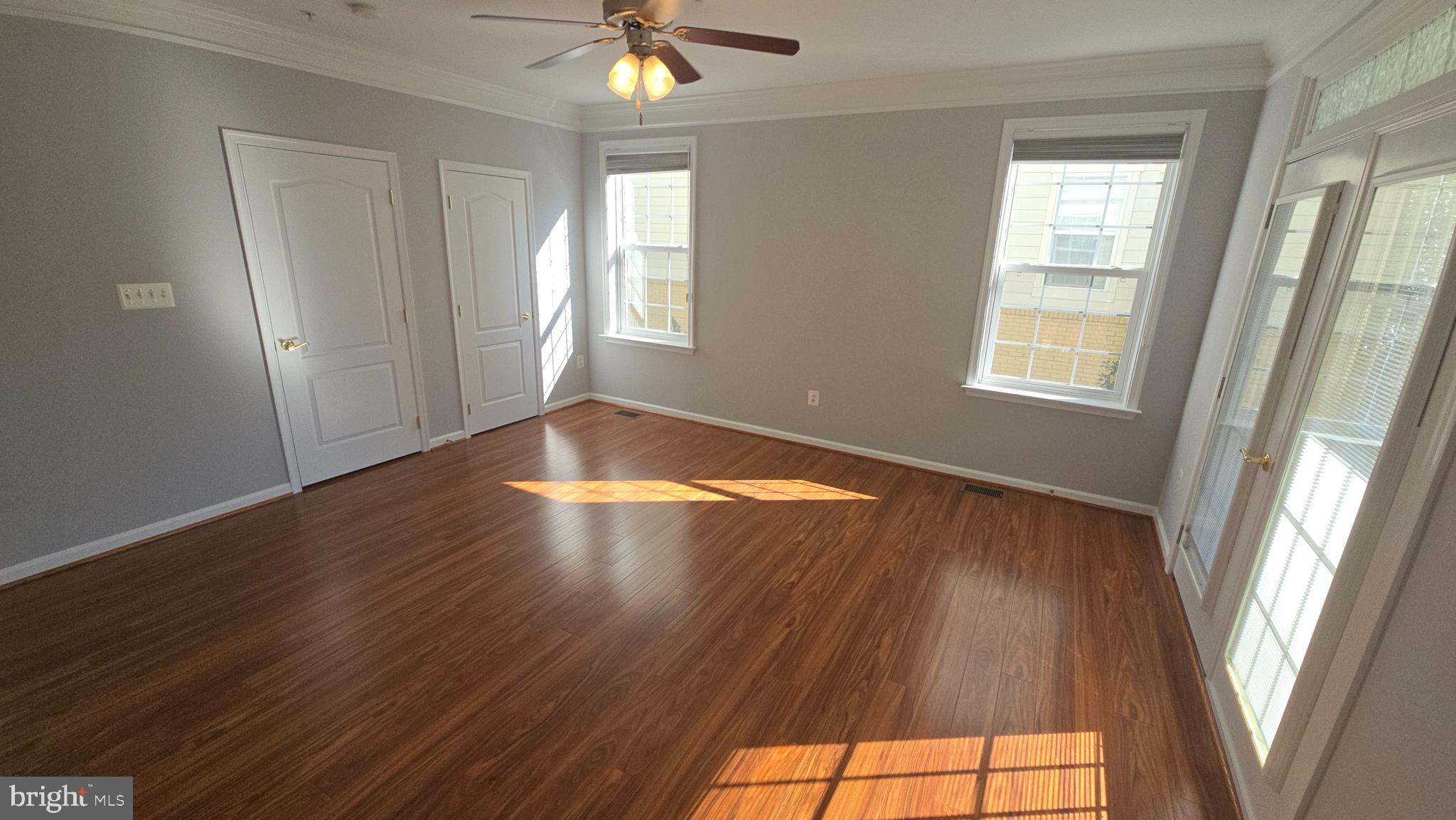 TOWNES CONDOMINIUMS - Residential Lease