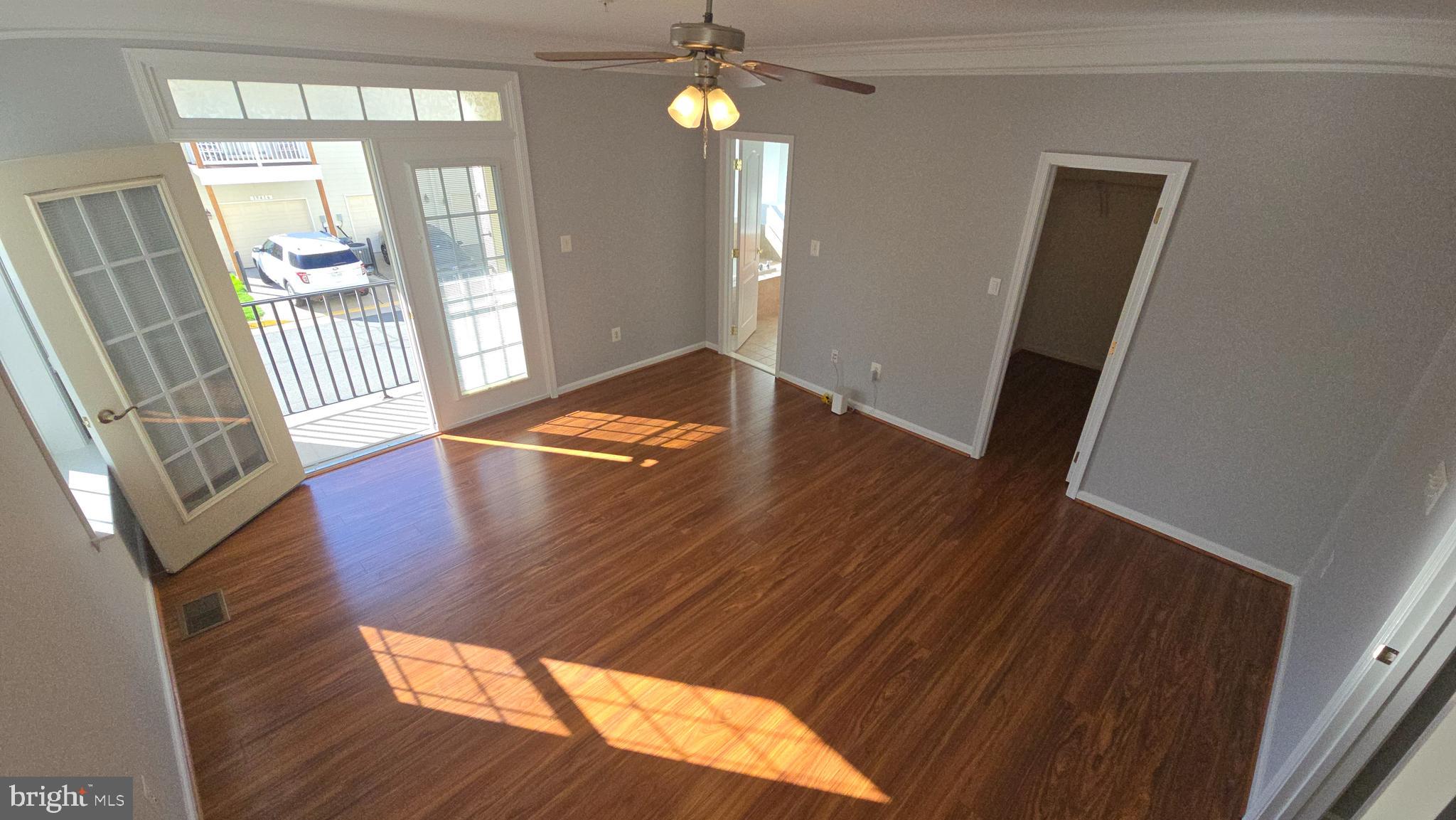 TOWNES CONDOMINIUMS - Residential Lease