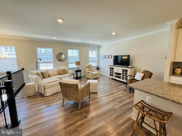 SEA OAKS VILLAGE - Residential Lease