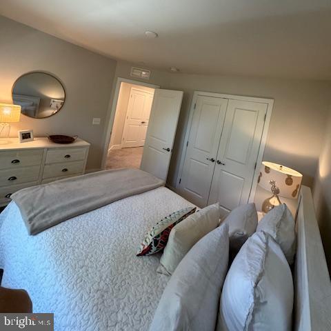 SEA OAKS VILLAGE - Residential Lease