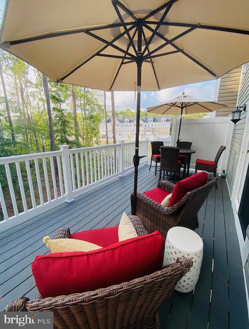 SEA OAKS VILLAGE - Residential Lease