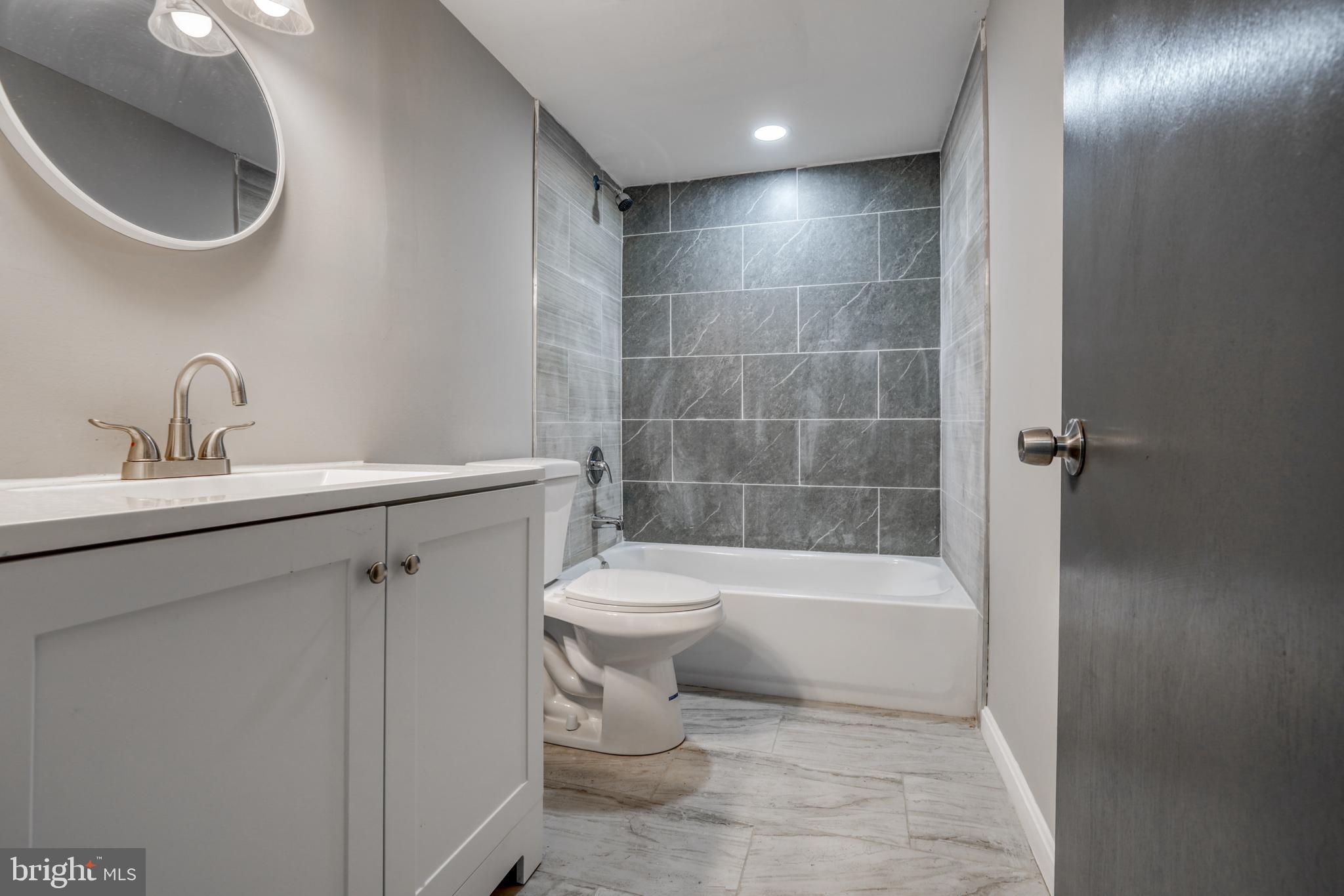 BEL AIR - Residential