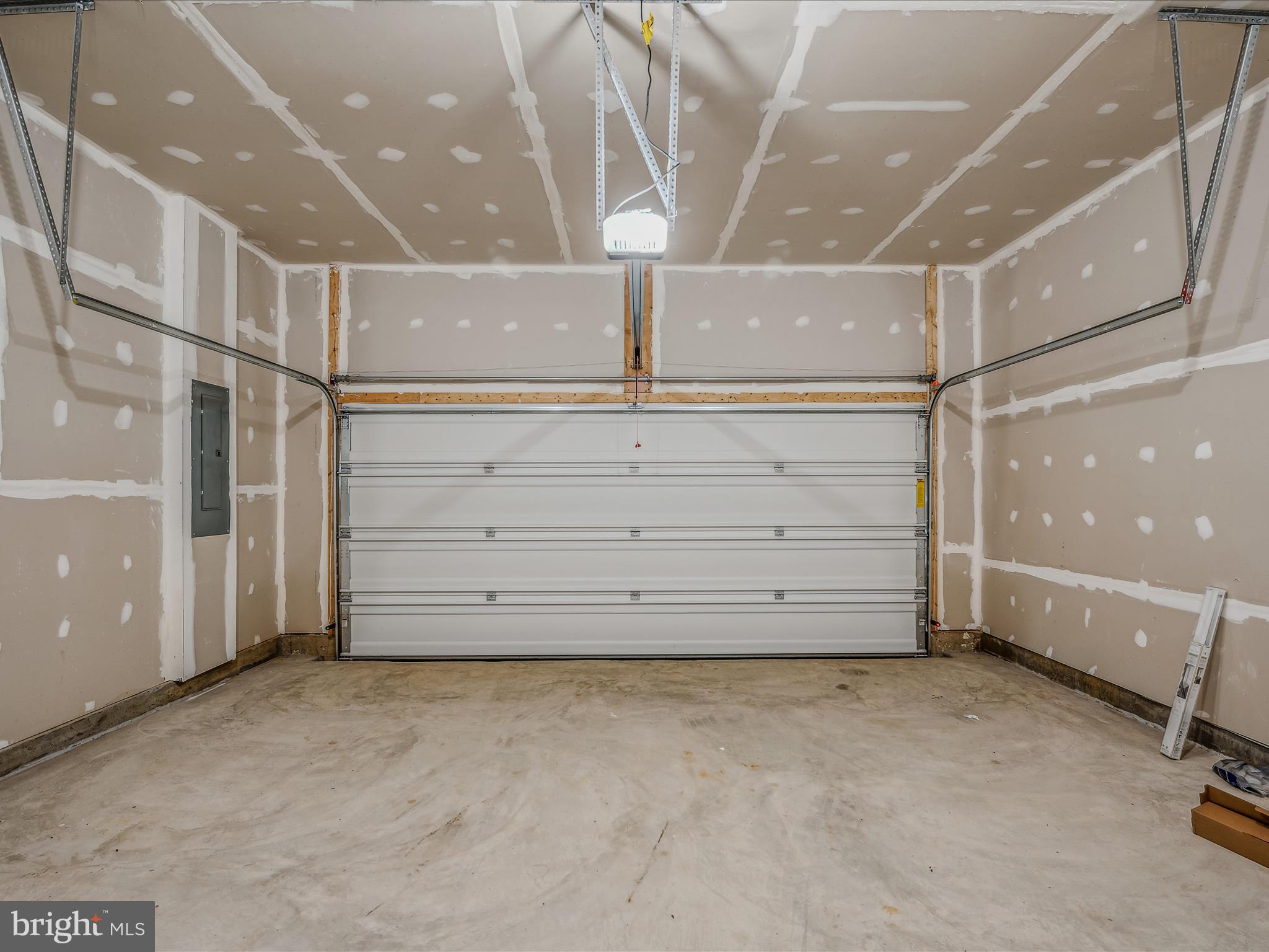 DILLON FARM - Residential Lease