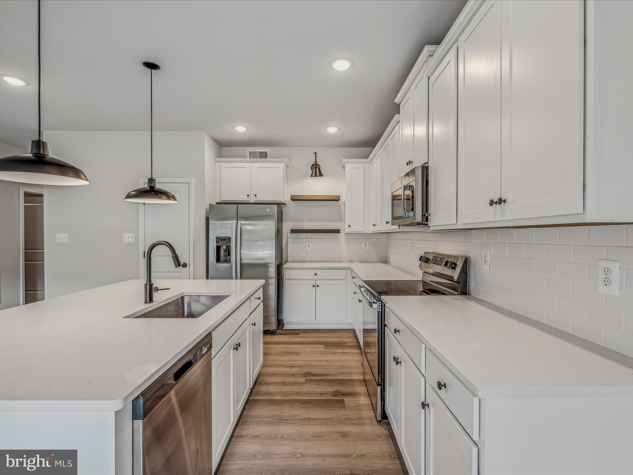 DILLON FARM - Residential Lease