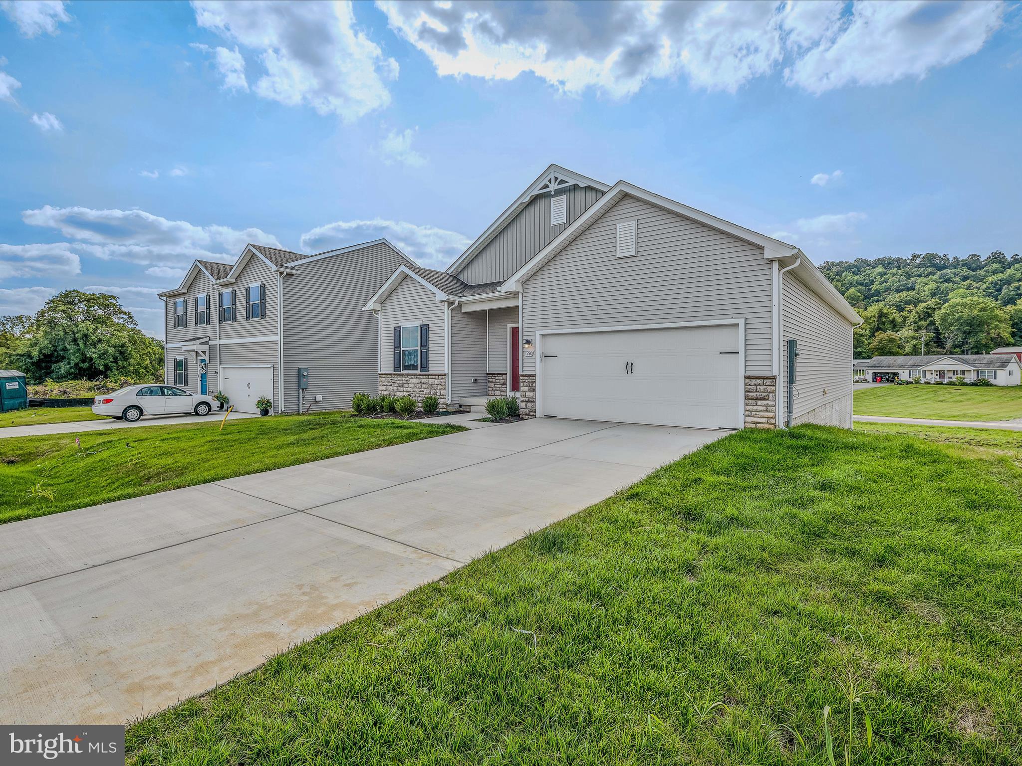 DILLON FARM - Residential Lease