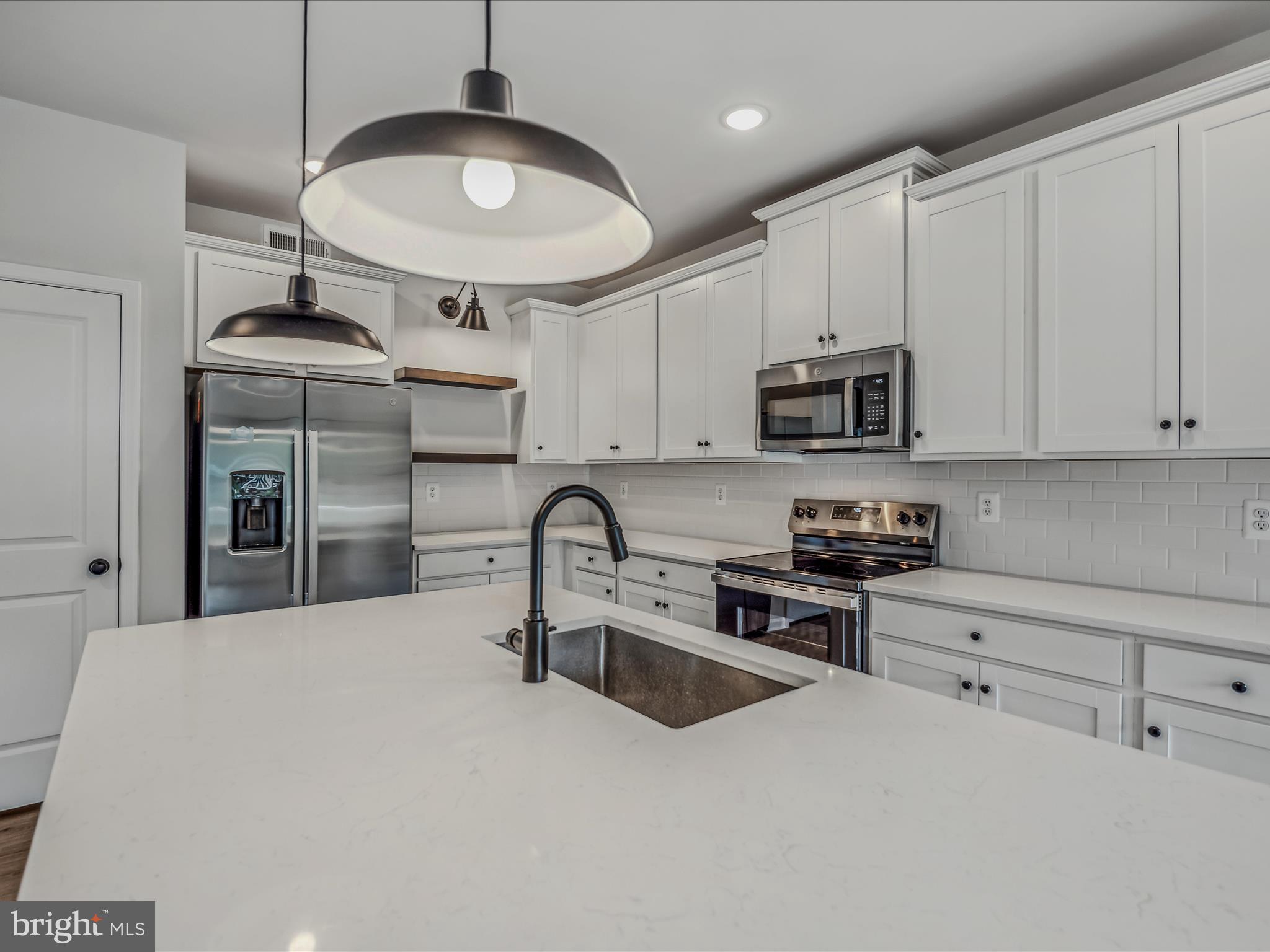 DILLON FARM - Residential Lease