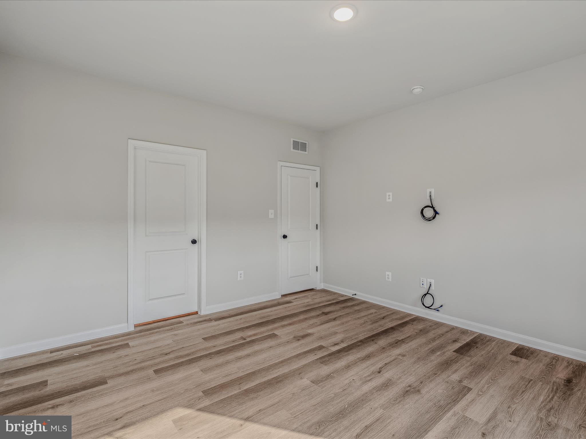 DILLON FARM - Residential Lease