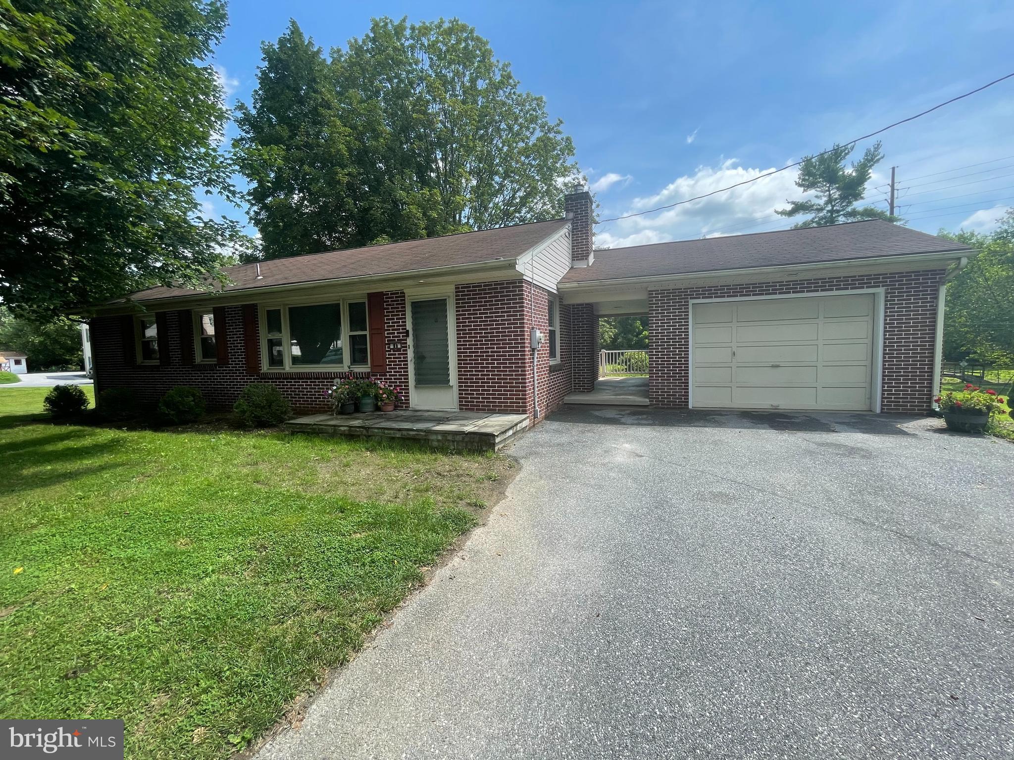 Coming Soon! Three bedroom, 1 bath Rancher w/1-car attached garage. New propane gas HVAC and new garage door. New paint throughout home. Conestoga Valley Schools.
Available August 1. Showings start July 28, 2025