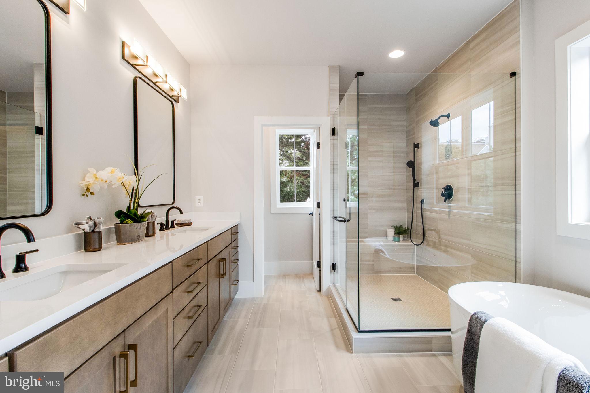 ARLINGTON - Residential