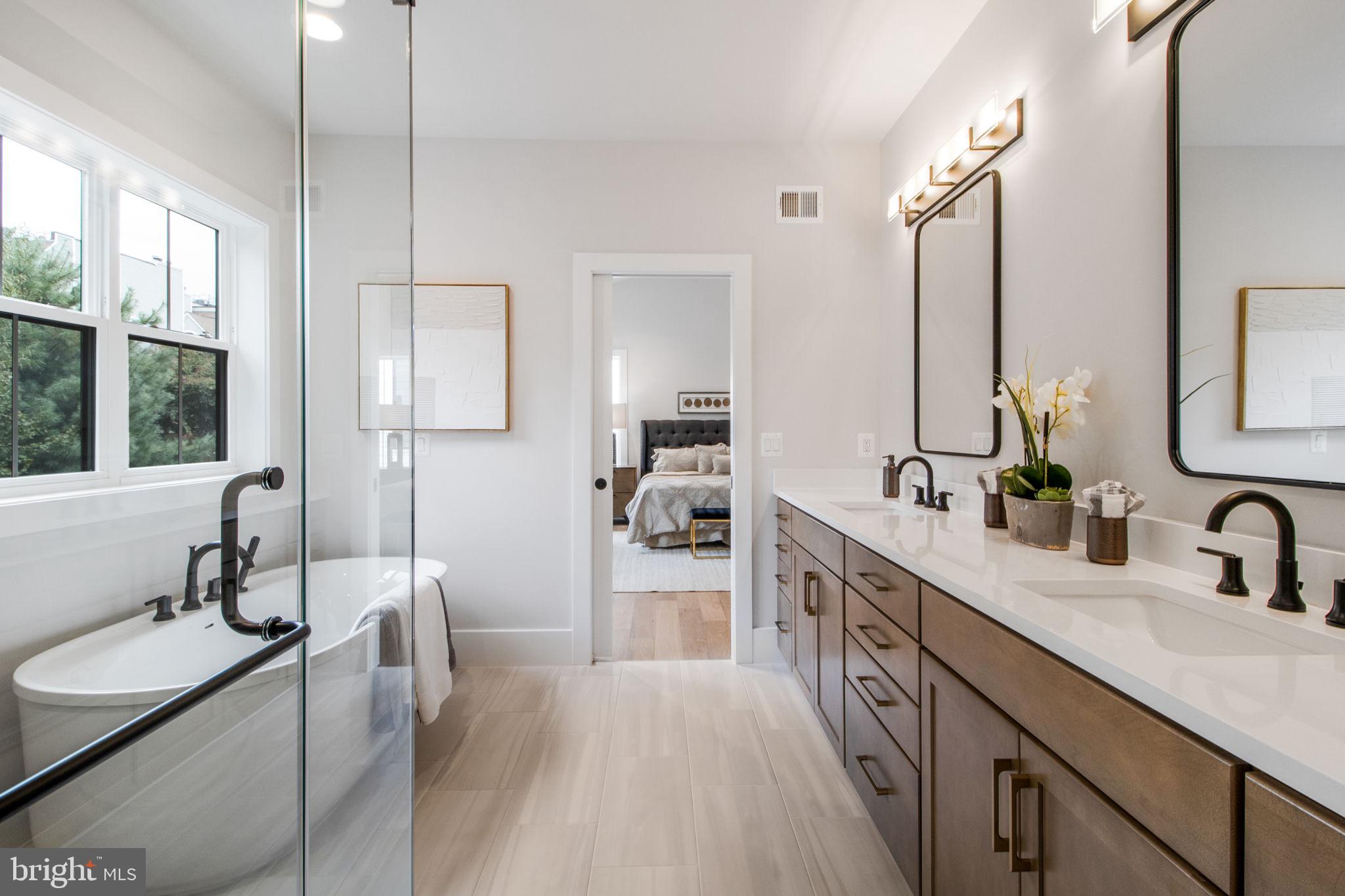 ARLINGTON - Residential