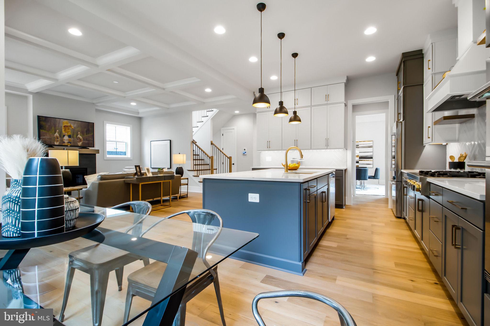 ARLINGTON - Residential