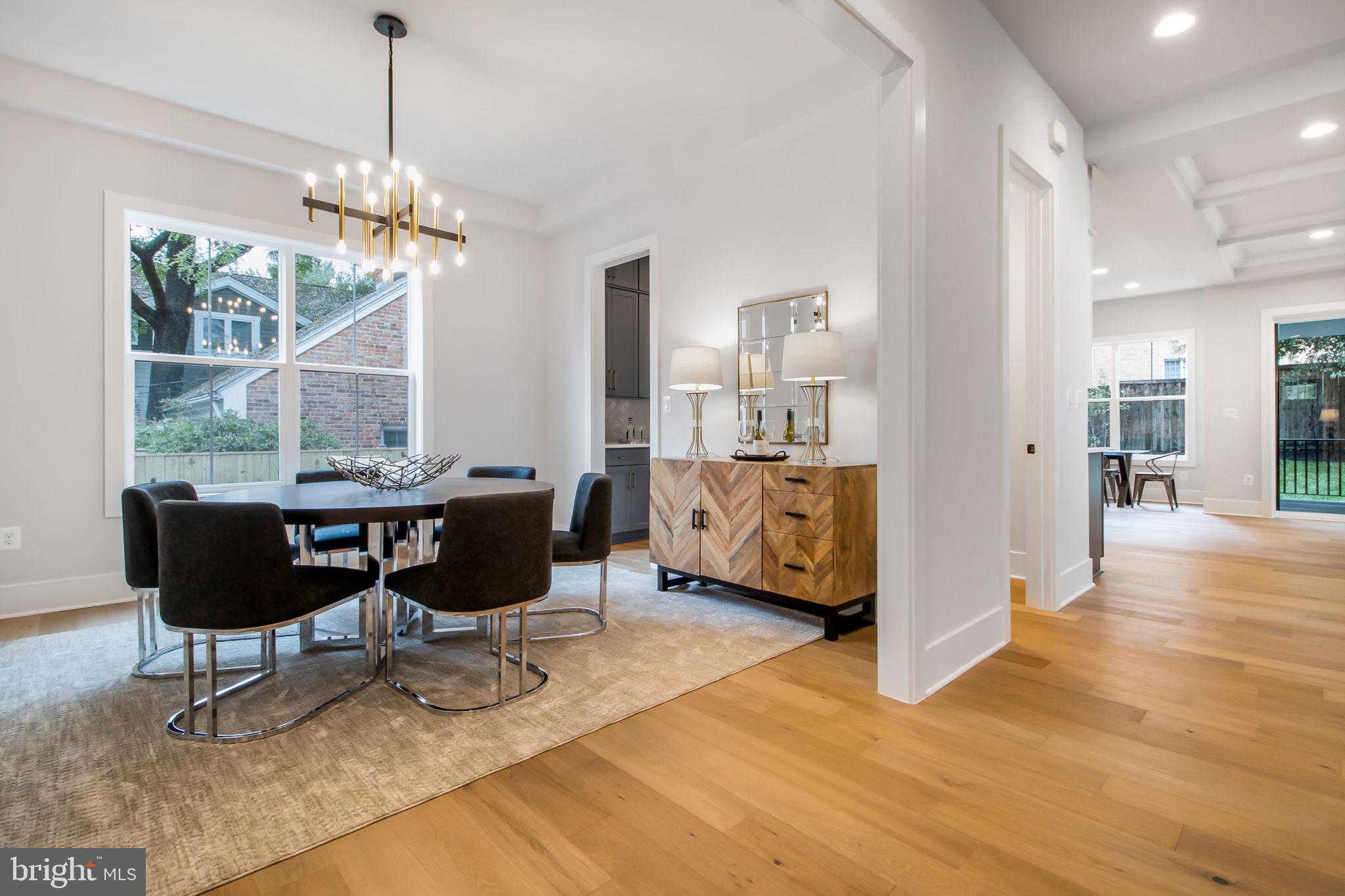 ARLINGTON - Residential