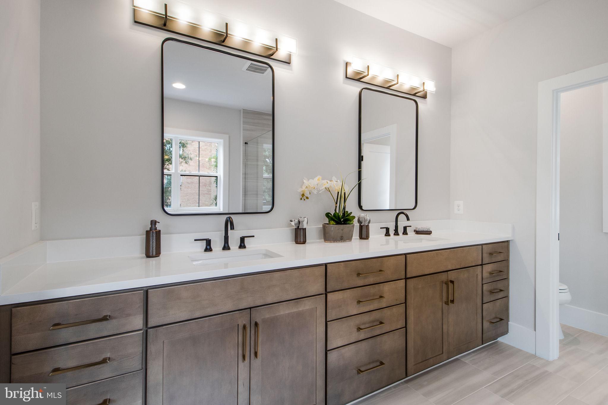 ARLINGTON - Residential