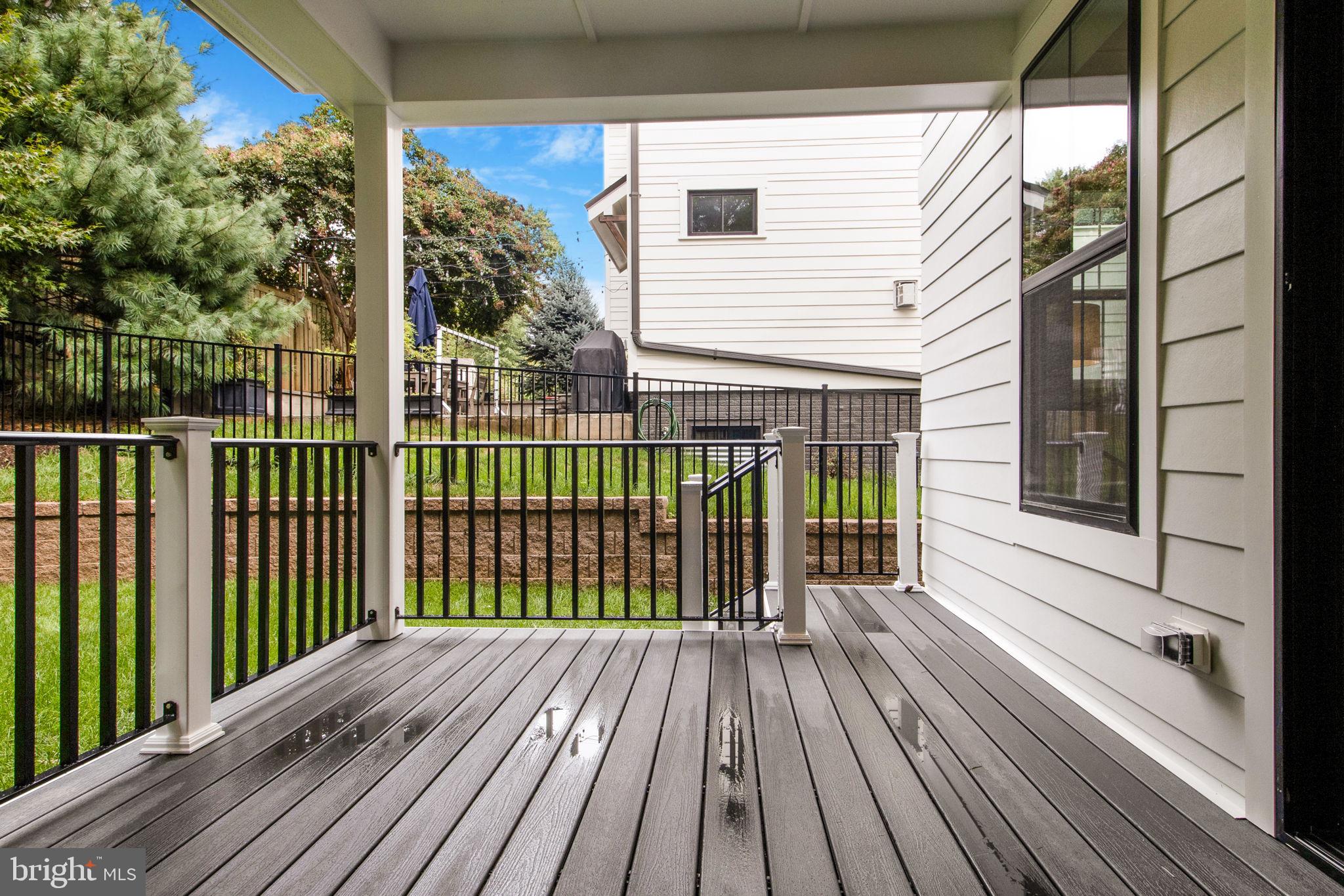 ARLINGTON - Residential