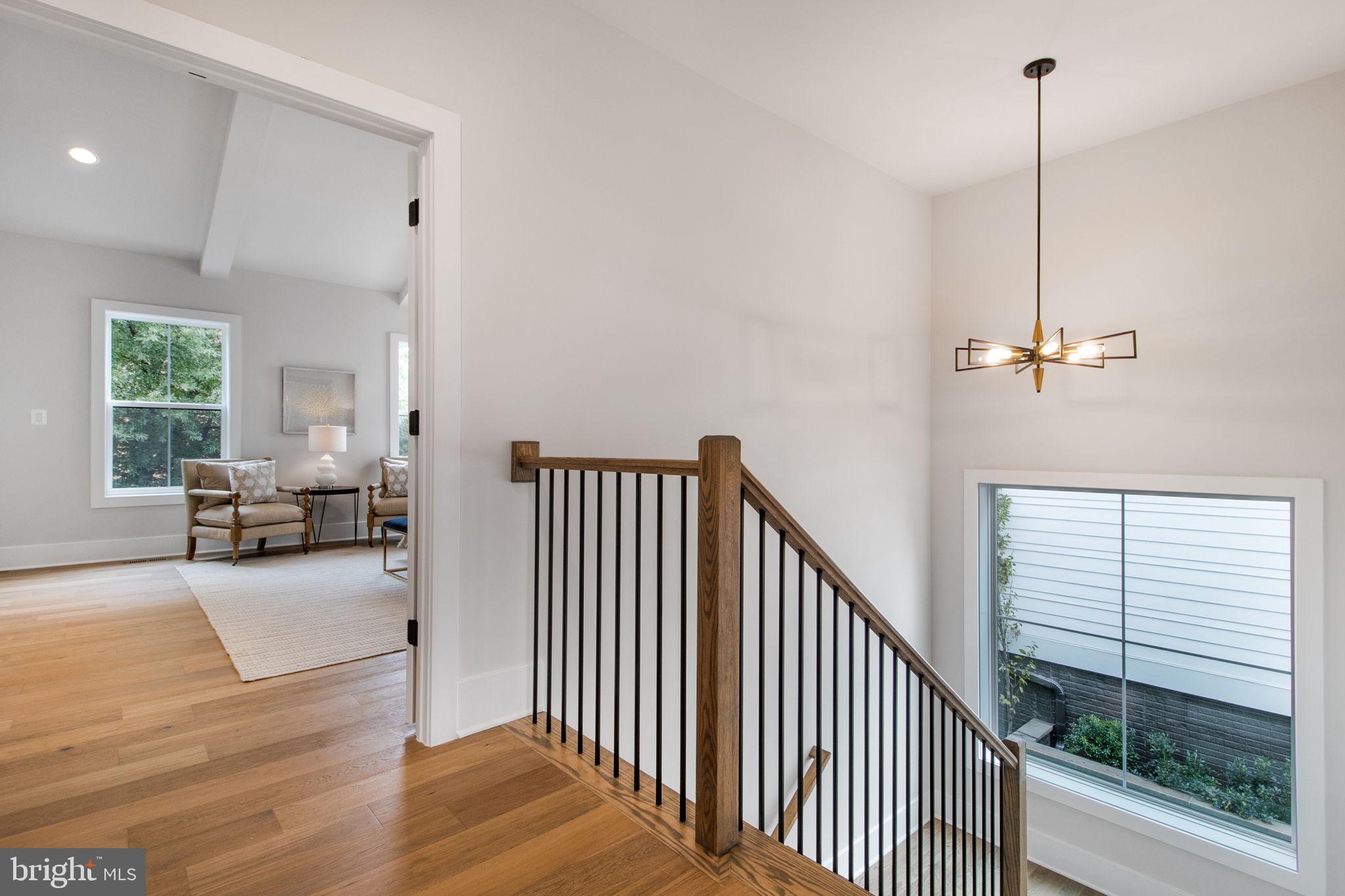 ARLINGTON - Residential