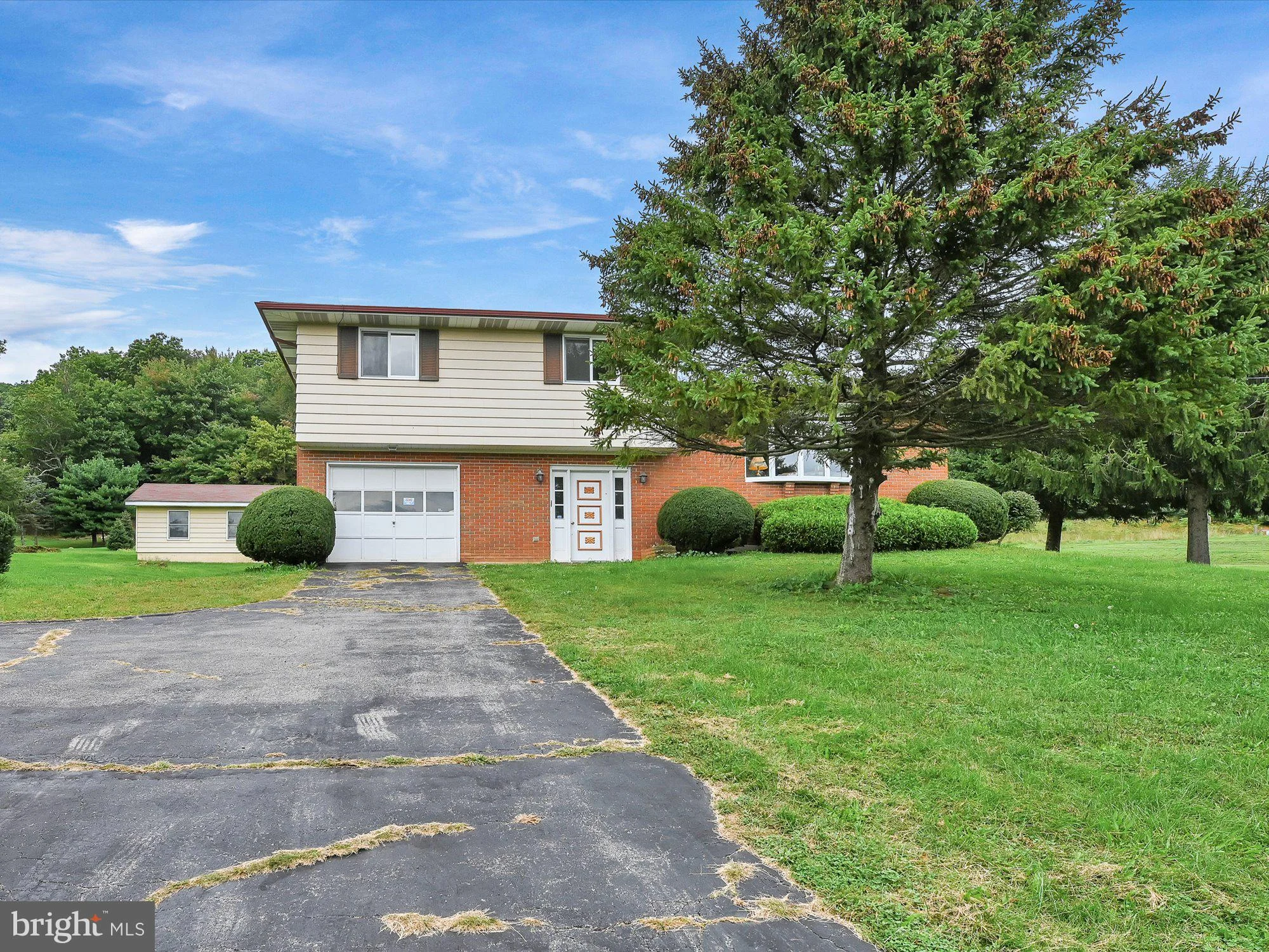1345 Chestnut Road, Orwigsburg, PA 17961