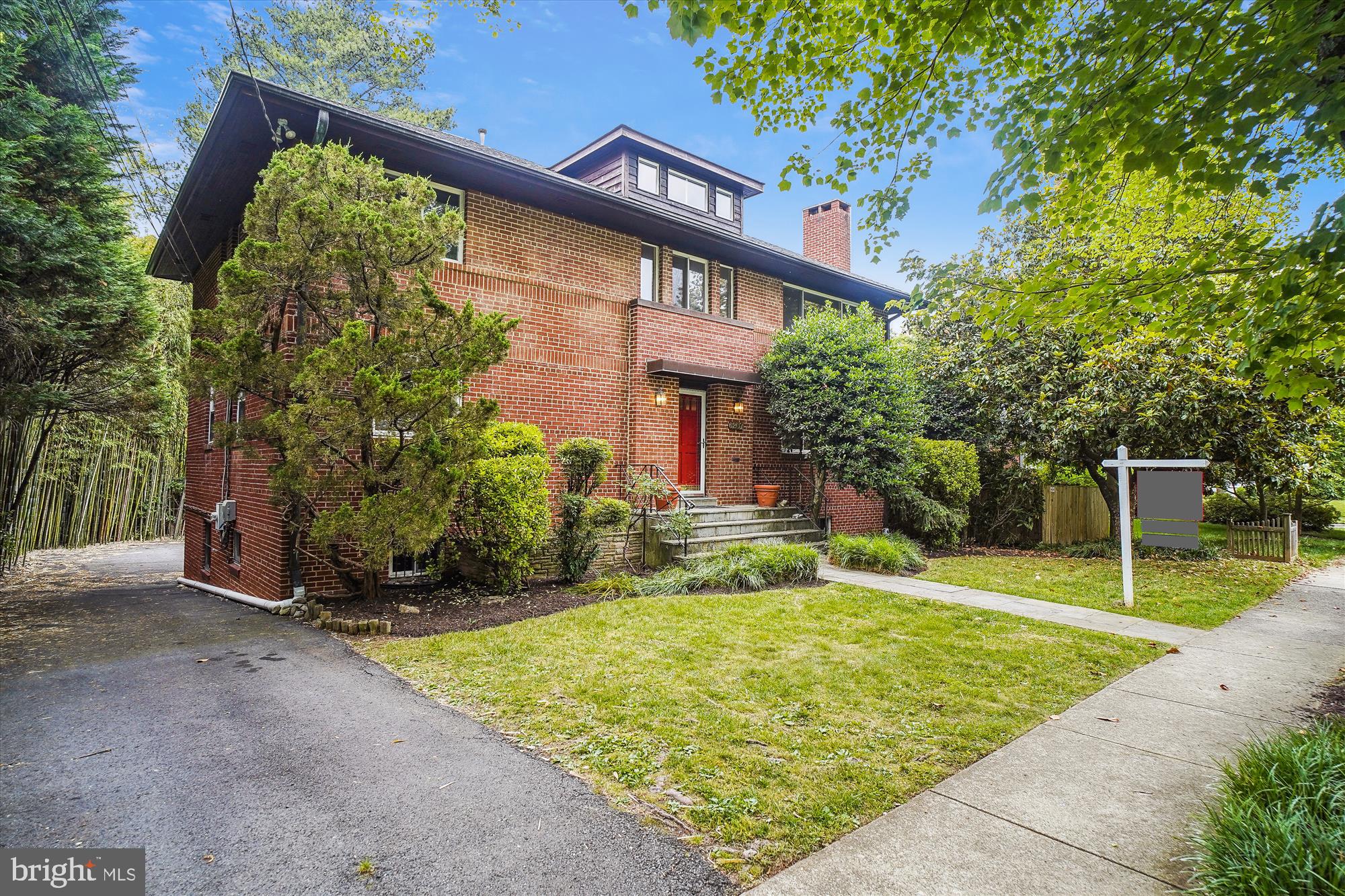 OAKWOOD KNOLLS - Residential