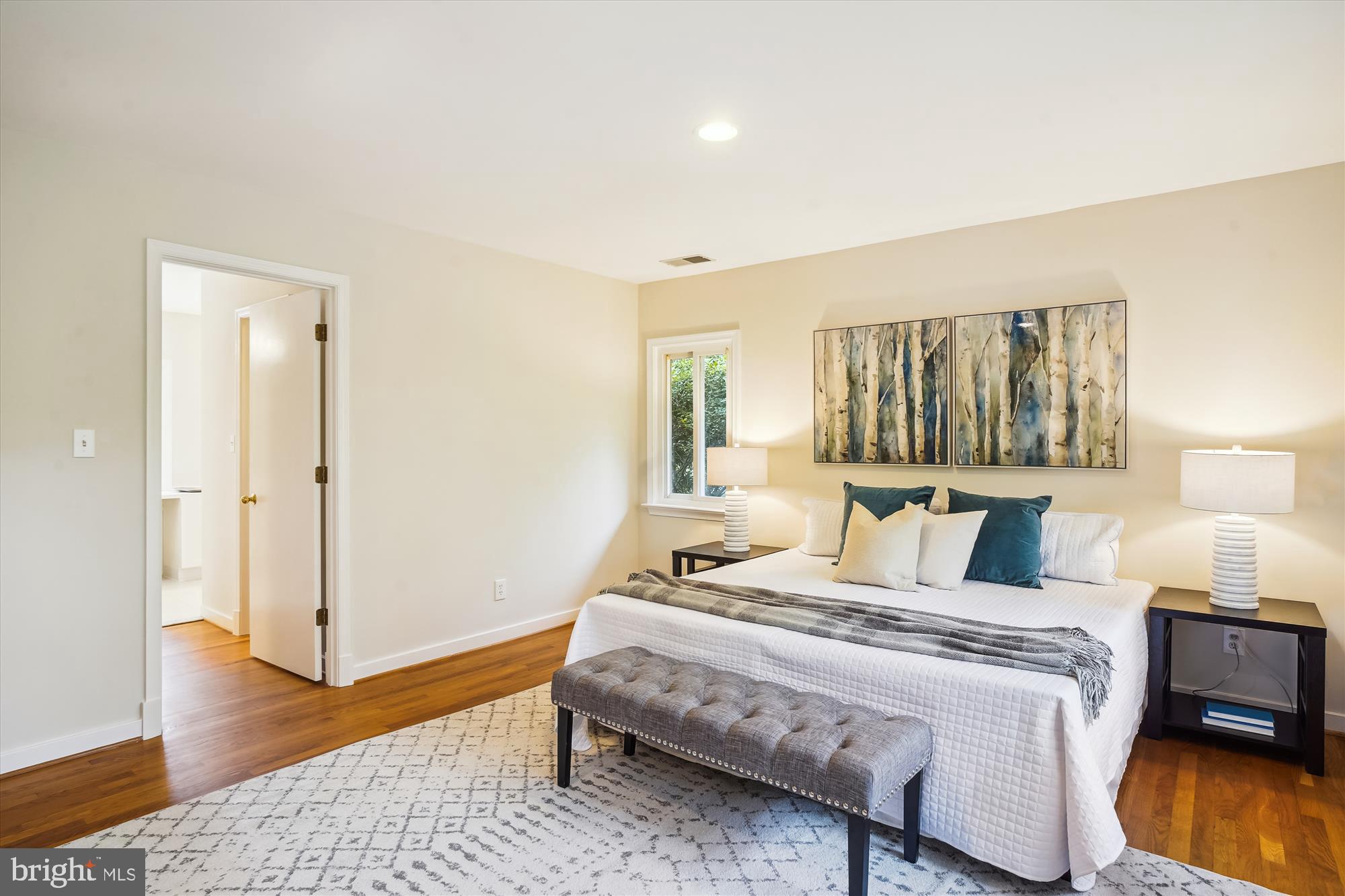 OAKWOOD KNOLLS - Residential